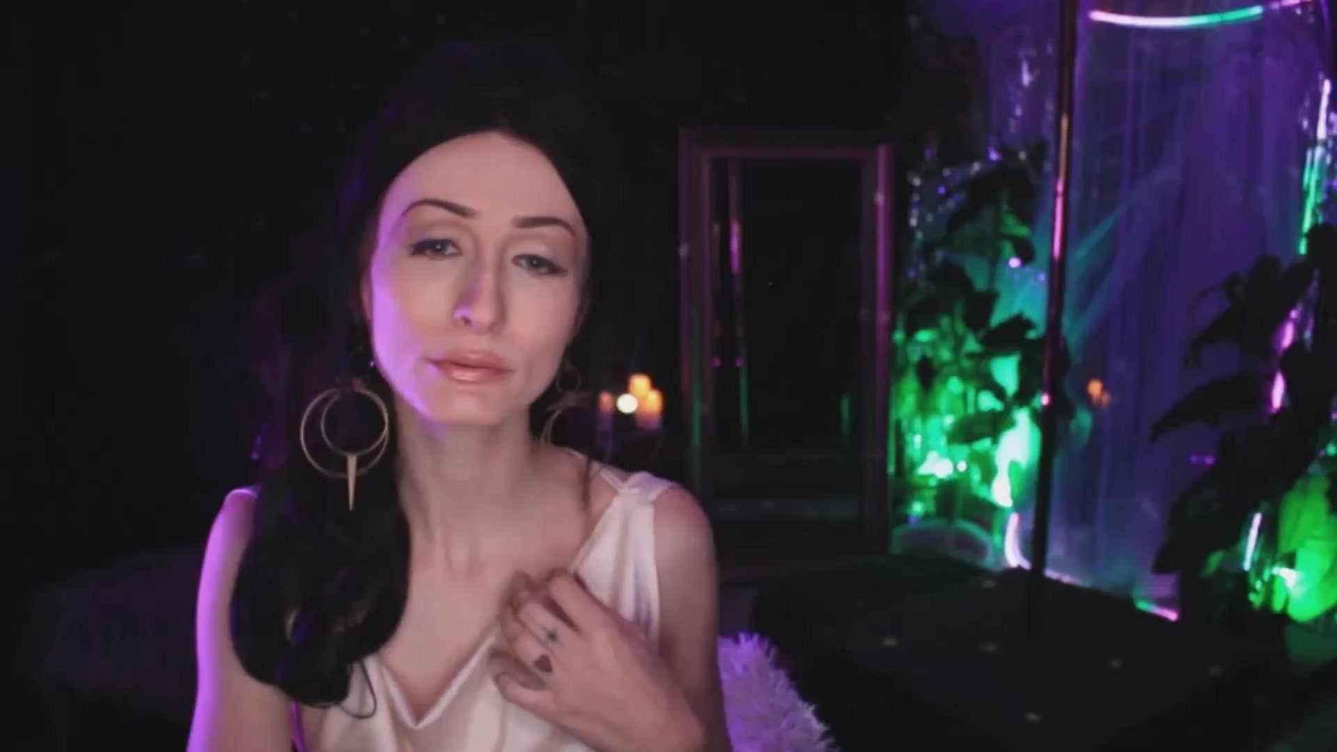 Gallery image thumbnail from Lucy_Goose's myfreecams stream on, 06/14/2025, 07:20 image 1 of 20