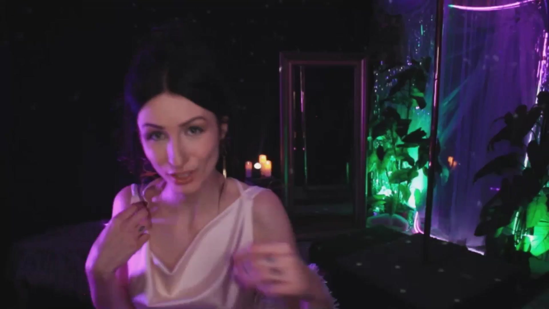 Gallery image thumbnail from Lucy_Goose's myfreecams stream on, 06/14/2025, 07:20 image 2 of 20