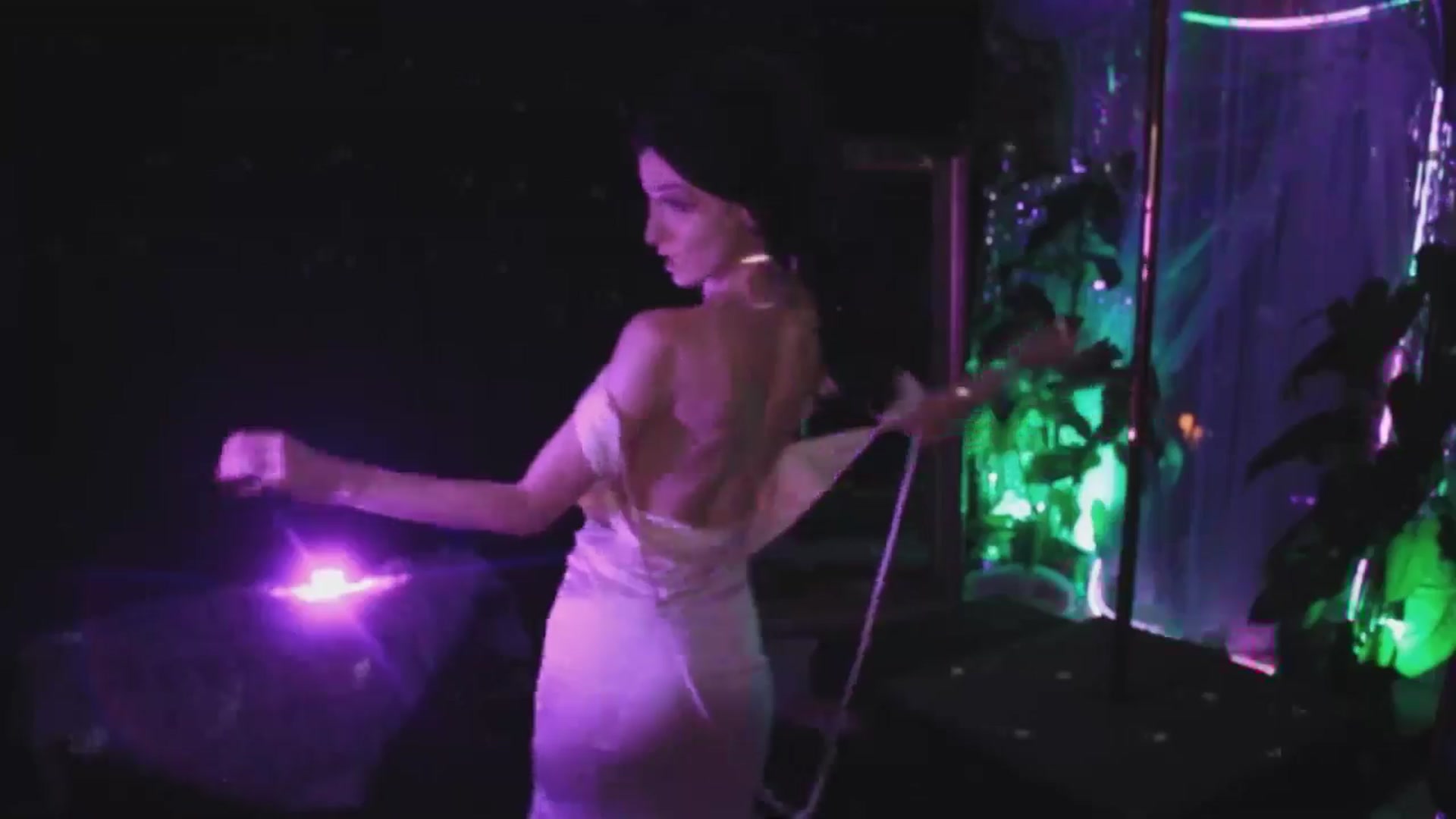 Gallery image thumbnail from Lucy_Goose's myfreecams stream on, 06/14/2025, 07:20 image 16 of 20