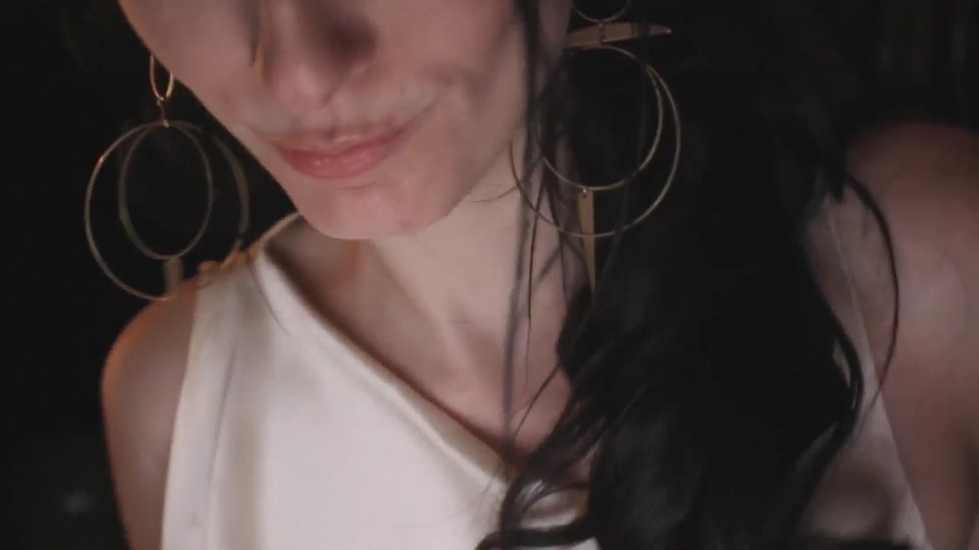 Gallery image thumbnail from Lucy_Goose's myfreecams stream on, 06/14/2025, 10:22 image 16 of 20
