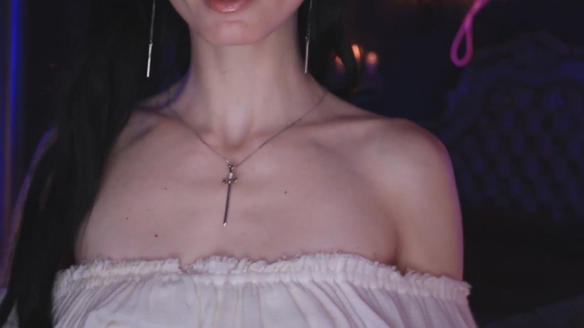 Gallery image thumbnail from Lucy_Goose's myfreecams stream on, 10/18/2025, 08:49 image 2 of 20