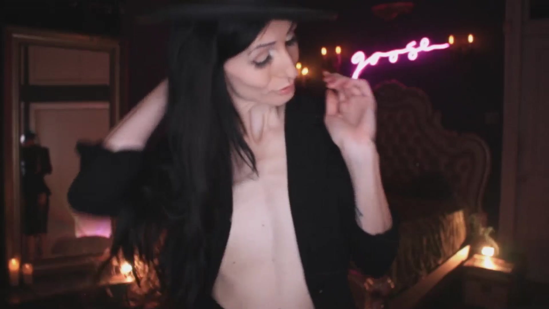 Gallery image thumbnail from Lucy_Goose's myfreecams stream on, 11/15/2025, 04:36 image 13 of 20