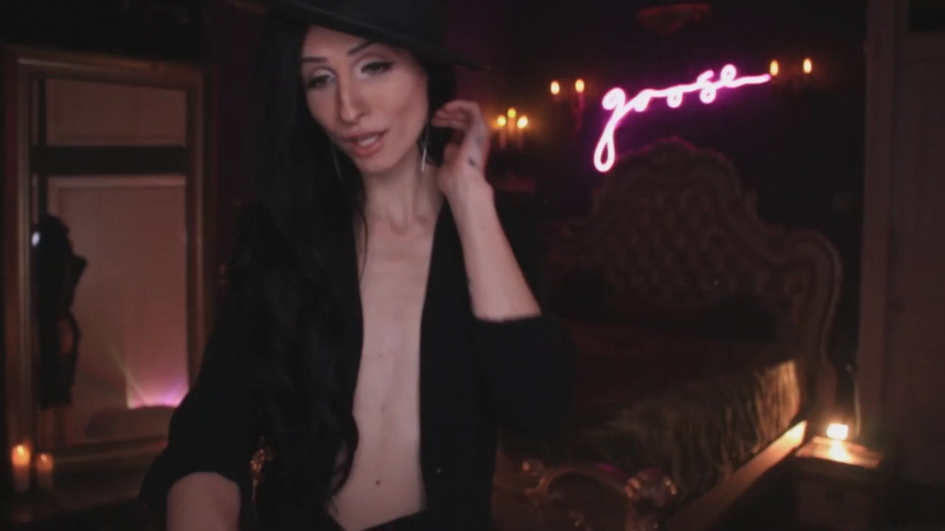 Gallery image thumbnail from Lucy_Goose's myfreecams stream on, 11/15/2025, 04:36 image 11 of 20