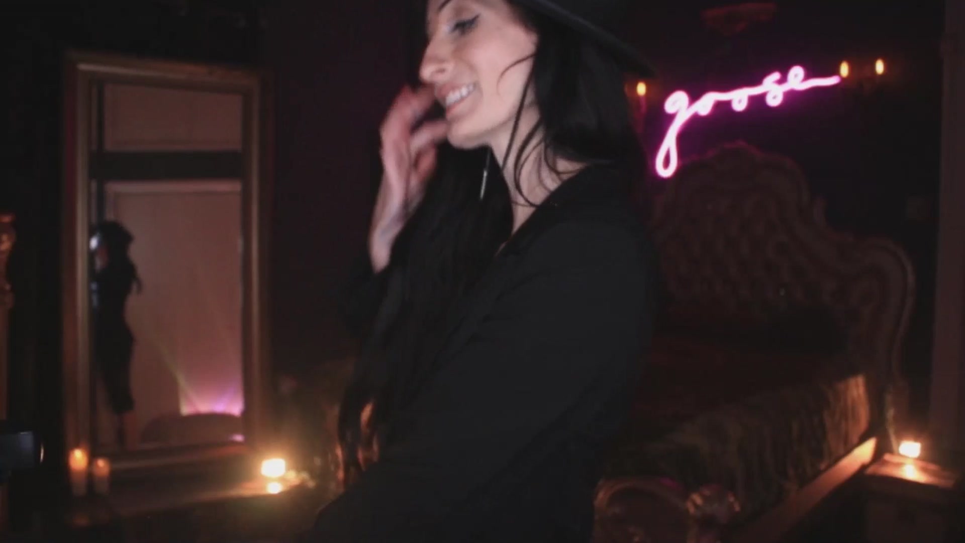 Gallery image thumbnail from Lucy_Goose's myfreecams stream on, 11/15/2025, 04:36 image 2 of 20