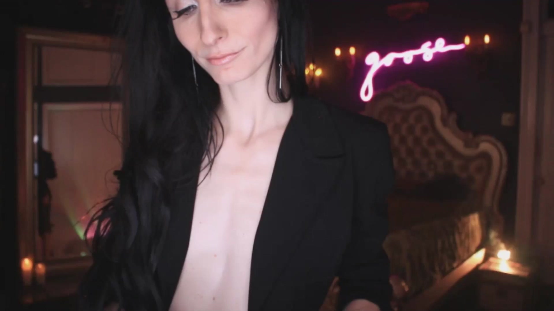 Gallery image thumbnail from Lucy_Goose's myfreecams stream on, 11/15/2025, 06:35 image 1 of 20