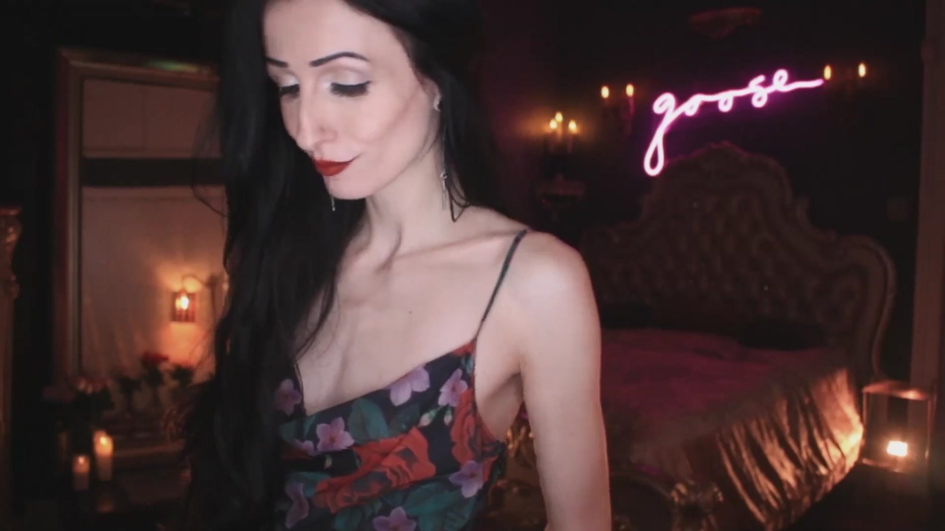 Gallery image thumbnail from Lucy_Goose's myfreecams stream on, 11/22/2025, 04:54 image 13 of 20