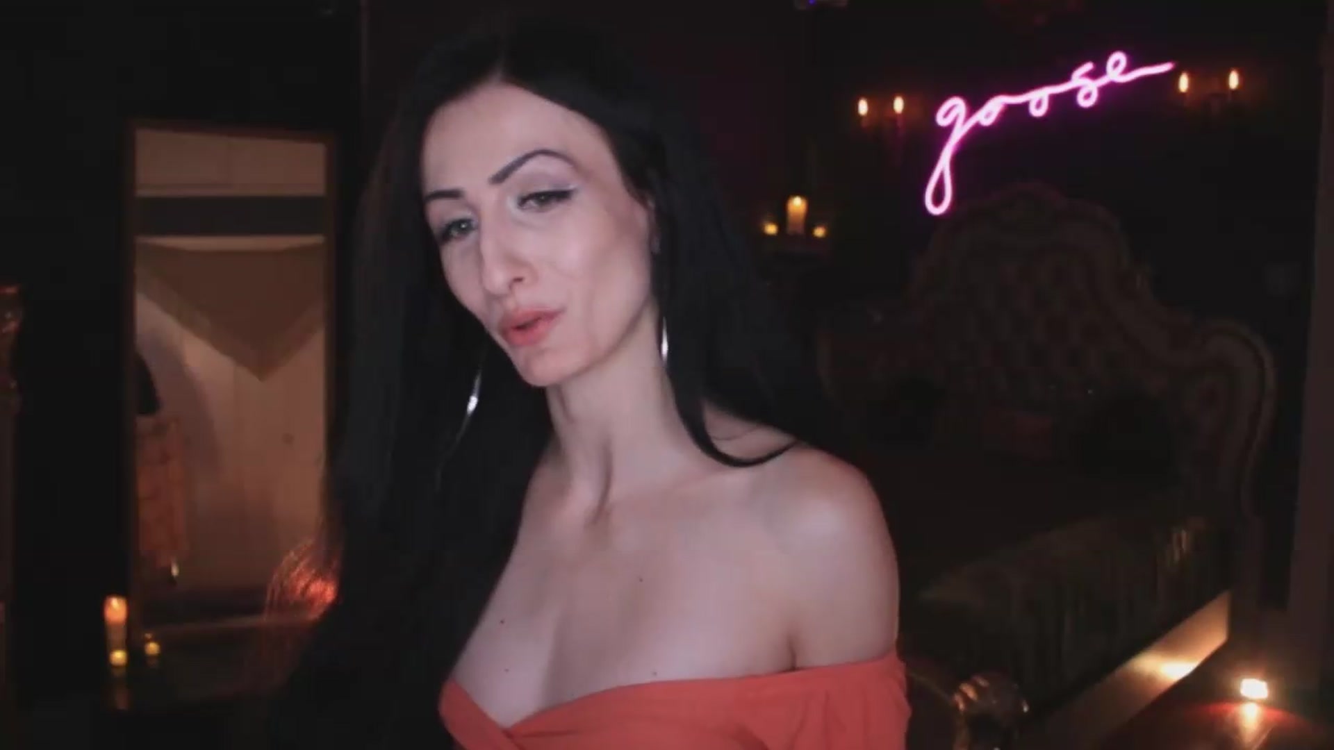 Gallery image thumbnail from Lucy_Goose's myfreecams stream on, 08/22/2026, 06:38 image 3 of 20
