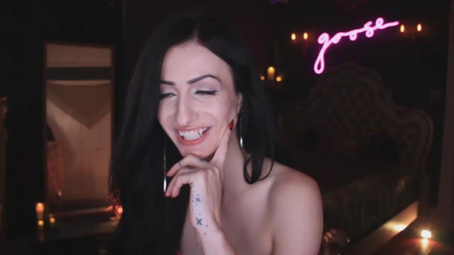 Gallery image thumbnail from Lucy_Goose's myfreecams stream on, 08/22/2026, 06:38 image 4 of 20