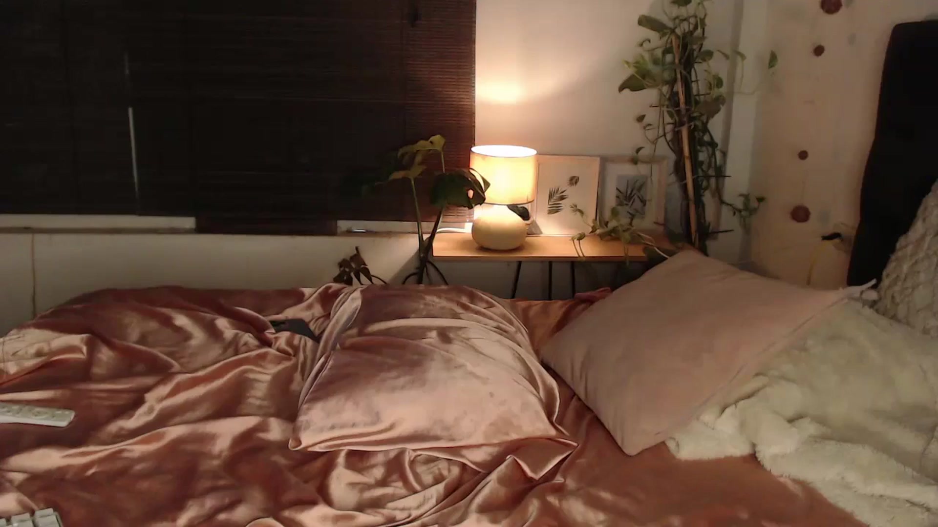 Gallery image thumbnail from Lucy_mar's myfreecams stream on, 02/18/2025, 03:17 image 17 of 20