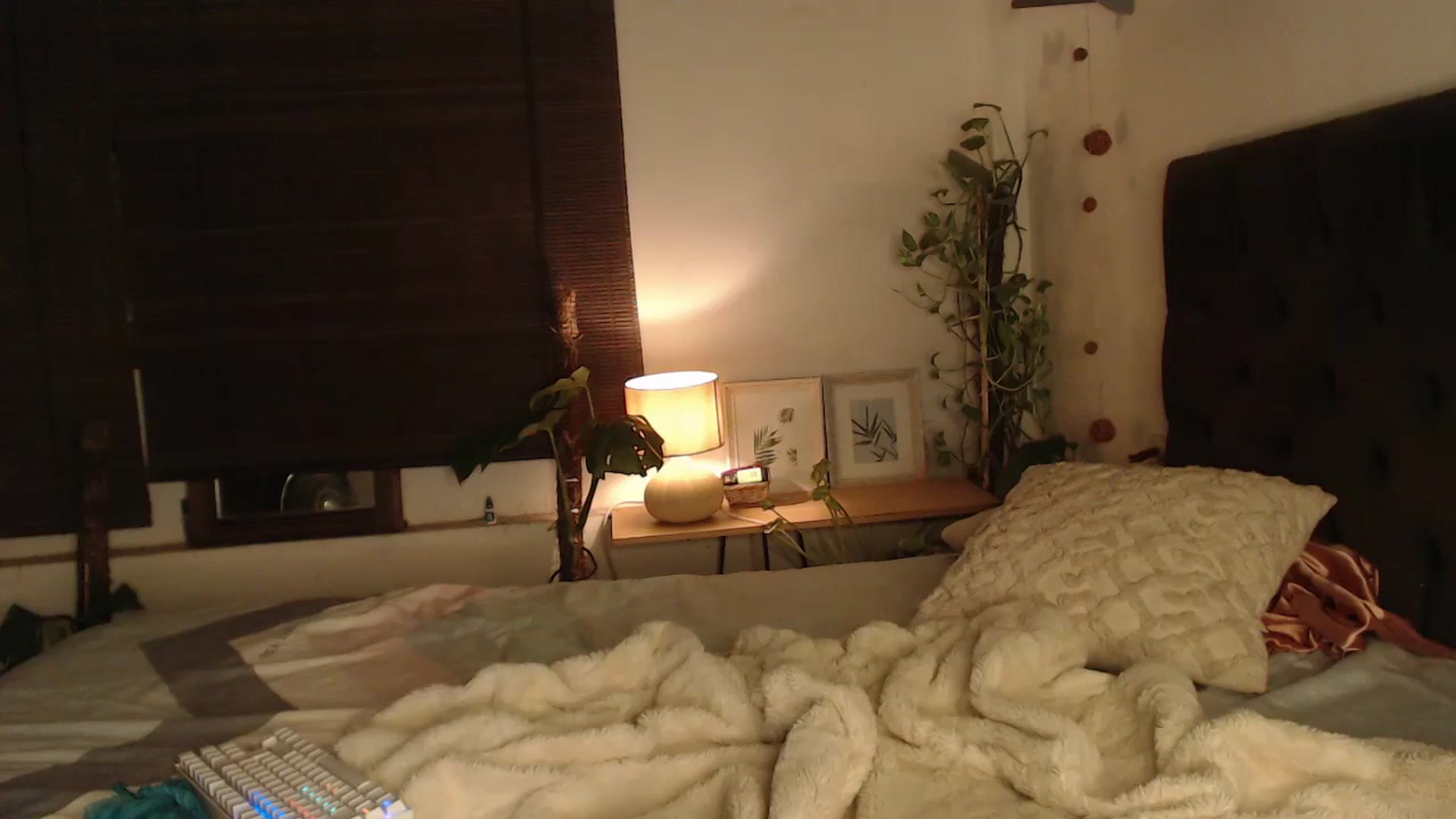 Gallery image thumbnail from Lucy_mar's myfreecams stream on, 03/04/2025, 03:26 image 19 of 20