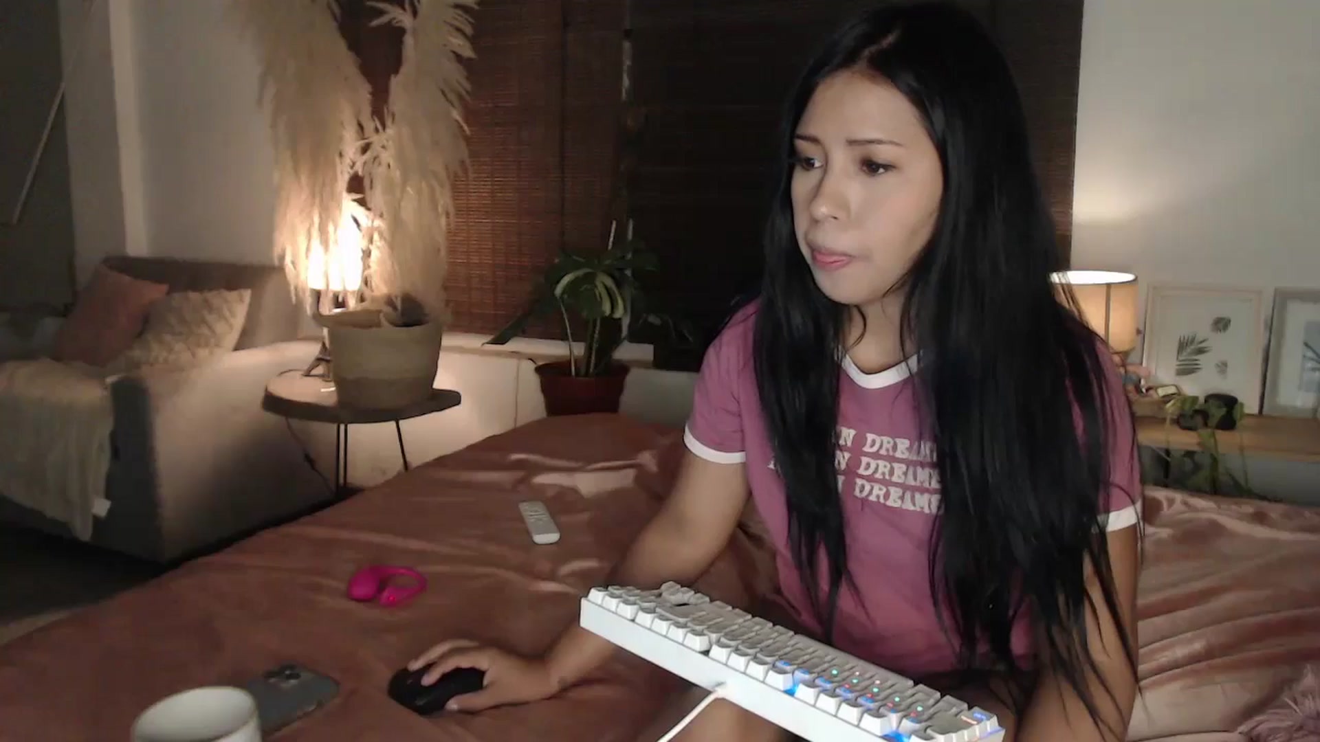 Gallery image thumbnail from Lucy_mar's myfreecams stream on, 03/19/2025, 03:47 image 16 of 20