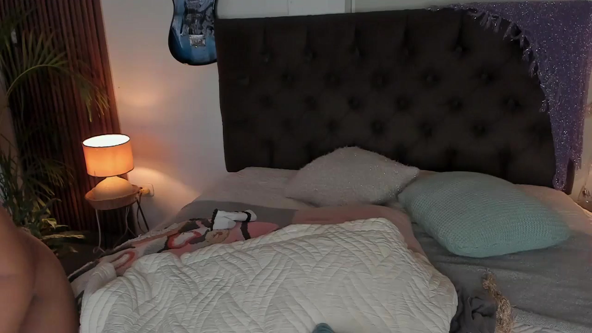 Gallery image thumbnail from Lucy_mar's myfreecams stream on, 09/06/2025, 18:07 image 6 of 20