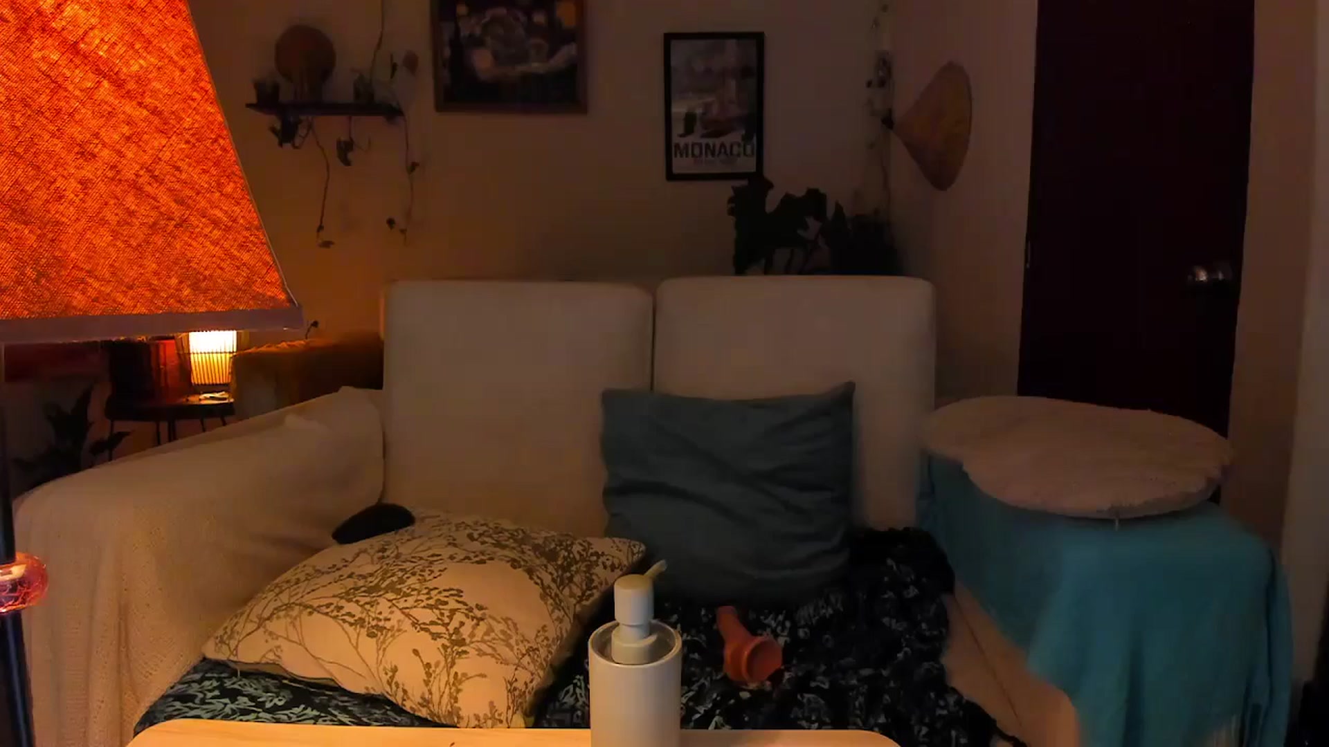 Gallery image thumbnail from Lucy_mar's myfreecams stream on, 12/14/2025, 03:14 image 17 of 20
