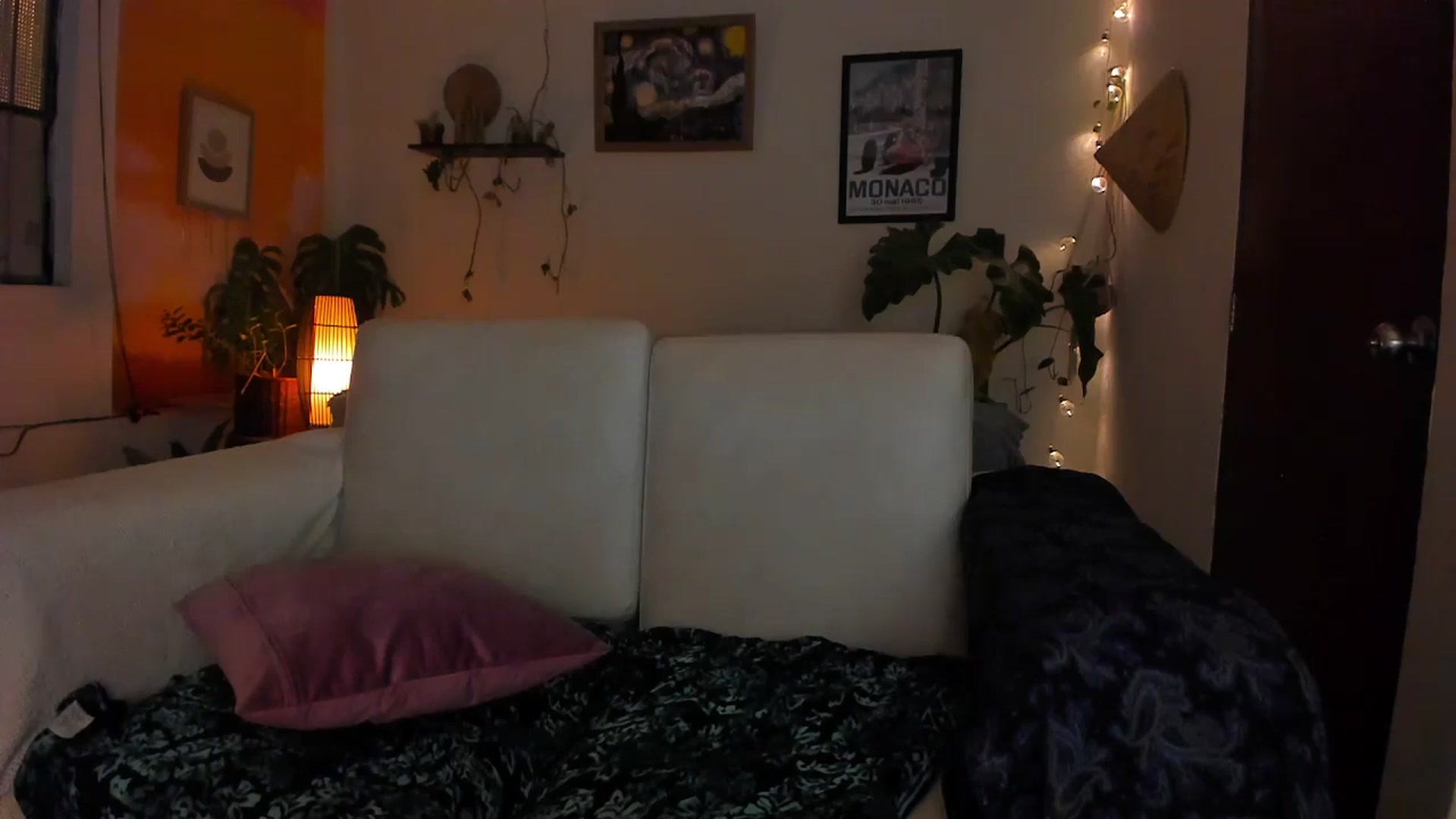 Gallery image thumbnail from Lucy_mar's myfreecams stream on, 12/20/2025, 02:10 image 13 of 20