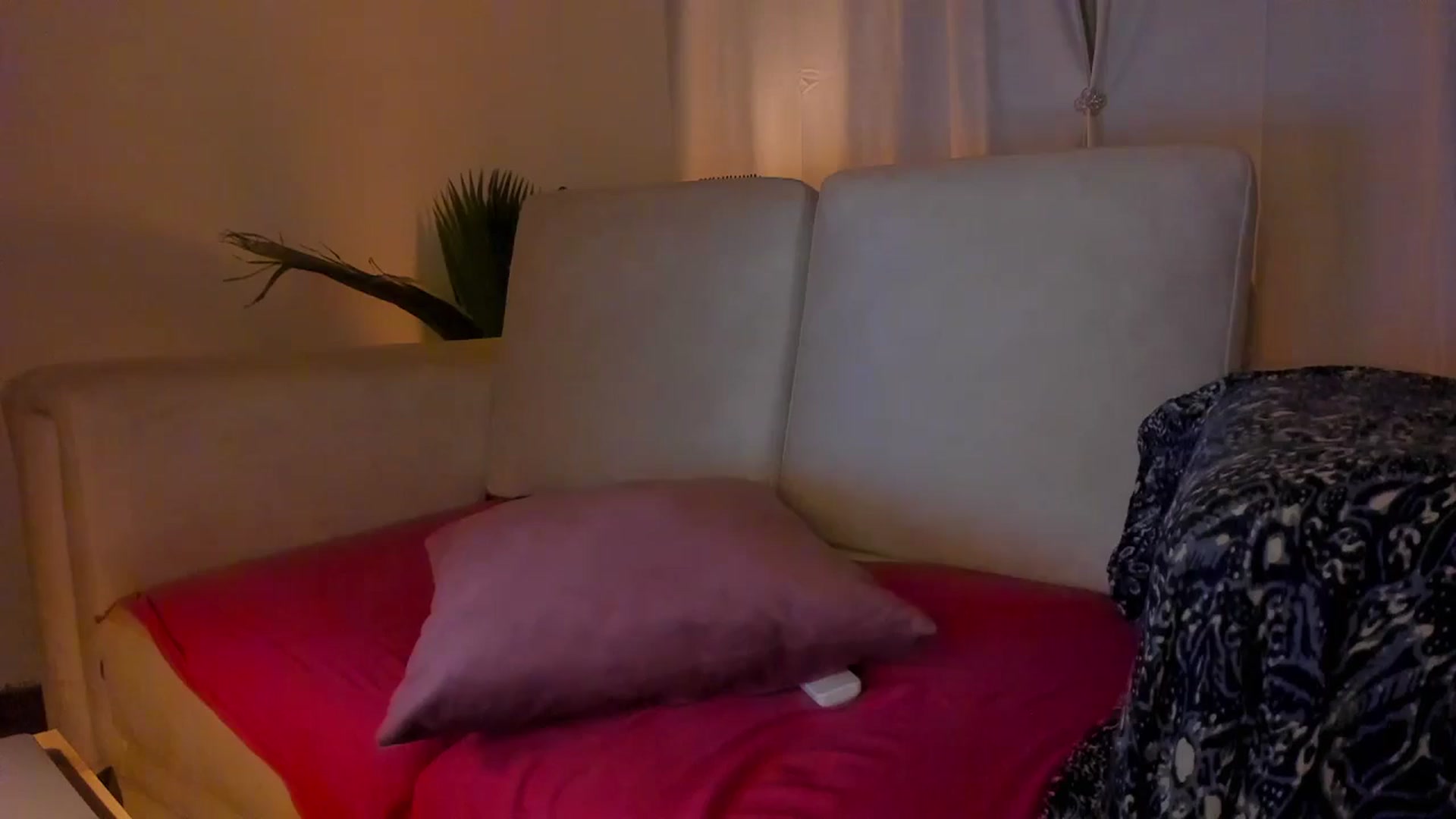 Gallery image thumbnail from Lucy_mar's myfreecams stream on, 01/09/2026, 02:53 image 1 of 20