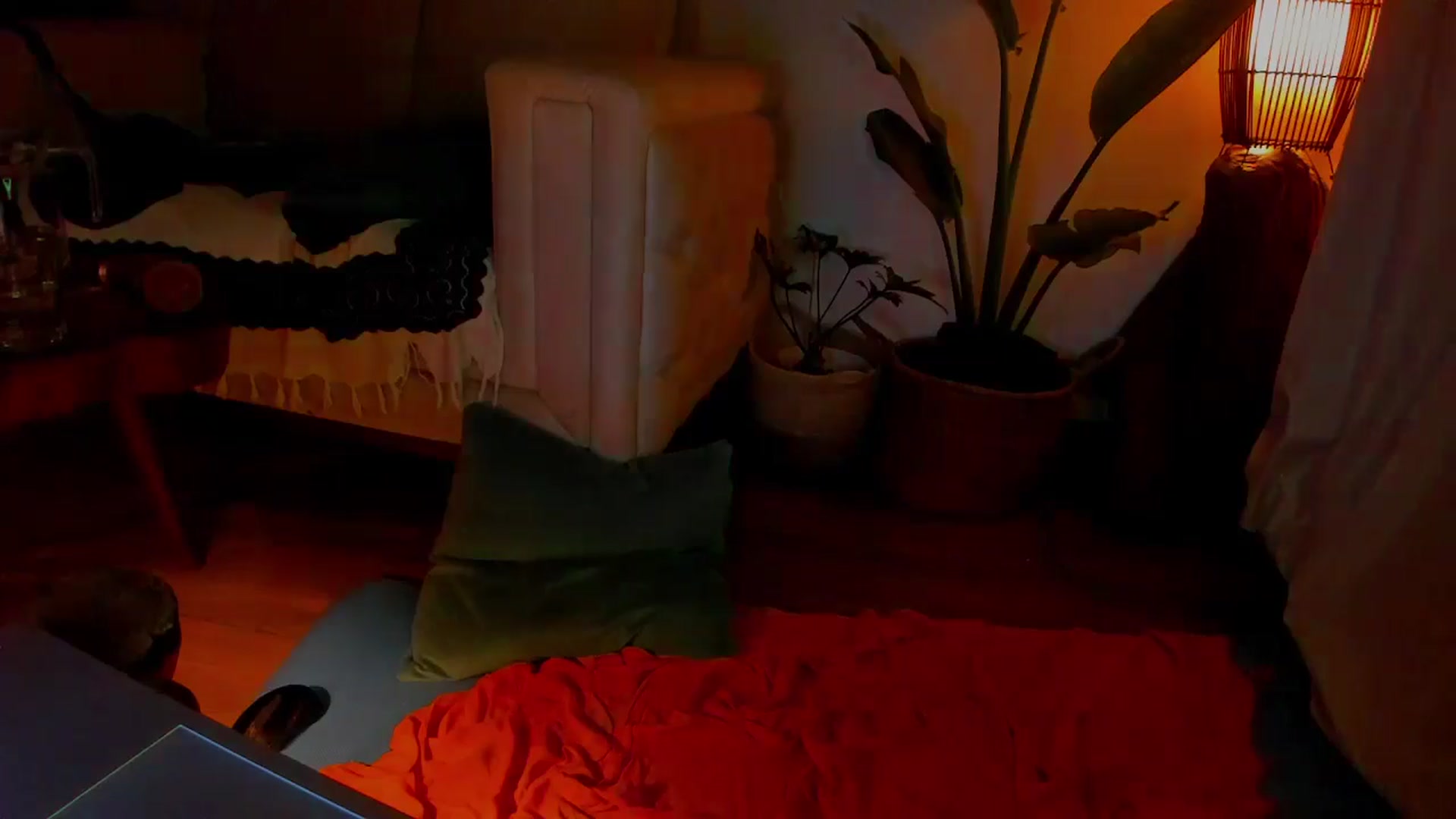 Gallery image thumbnail from Lucy_mar's myfreecams stream on, 01/18/2026, 03:58 image 16 of 20