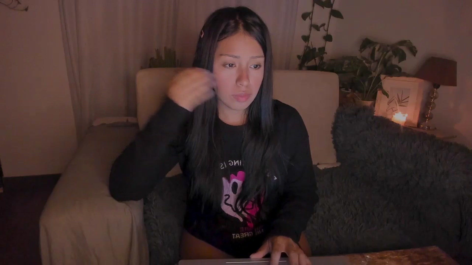 Gallery image thumbnail from Lucy_mar's myfreecams stream on, 05/08/2026, 02:23 image 2 of 20