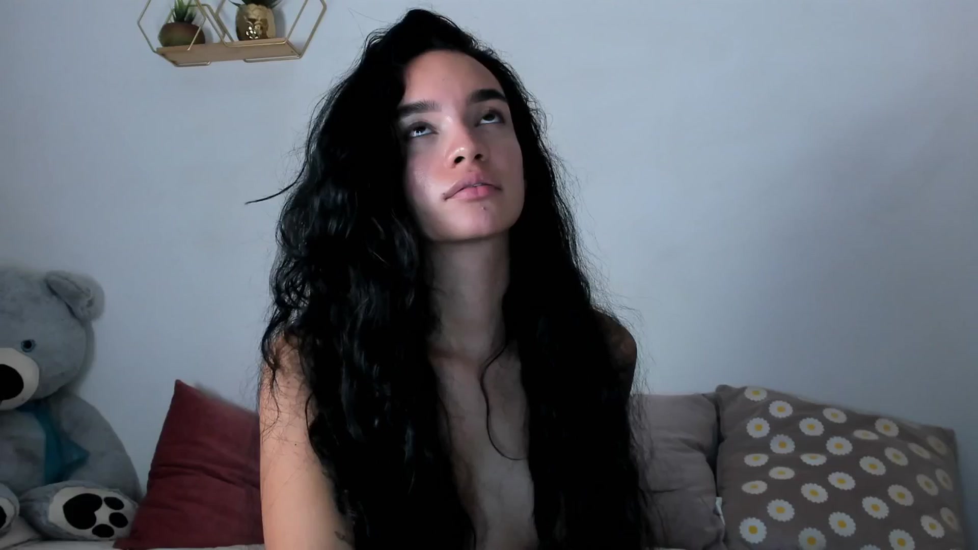 Gallery image thumbnail from Lucy_rivera__'s myfreecams stream on, 04/07/2025, 08:55 image 19 of 20