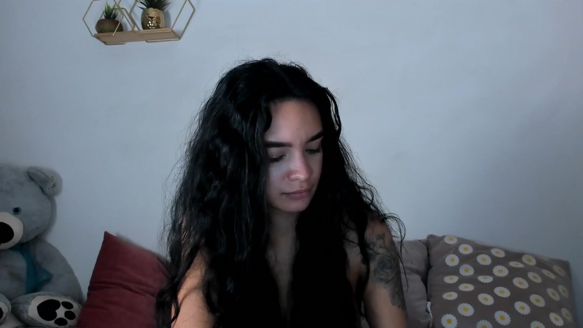 Gallery image thumbnail from Lucy_rivera__'s myfreecams stream on, 04/07/2025, 08:55 image 14 of 20