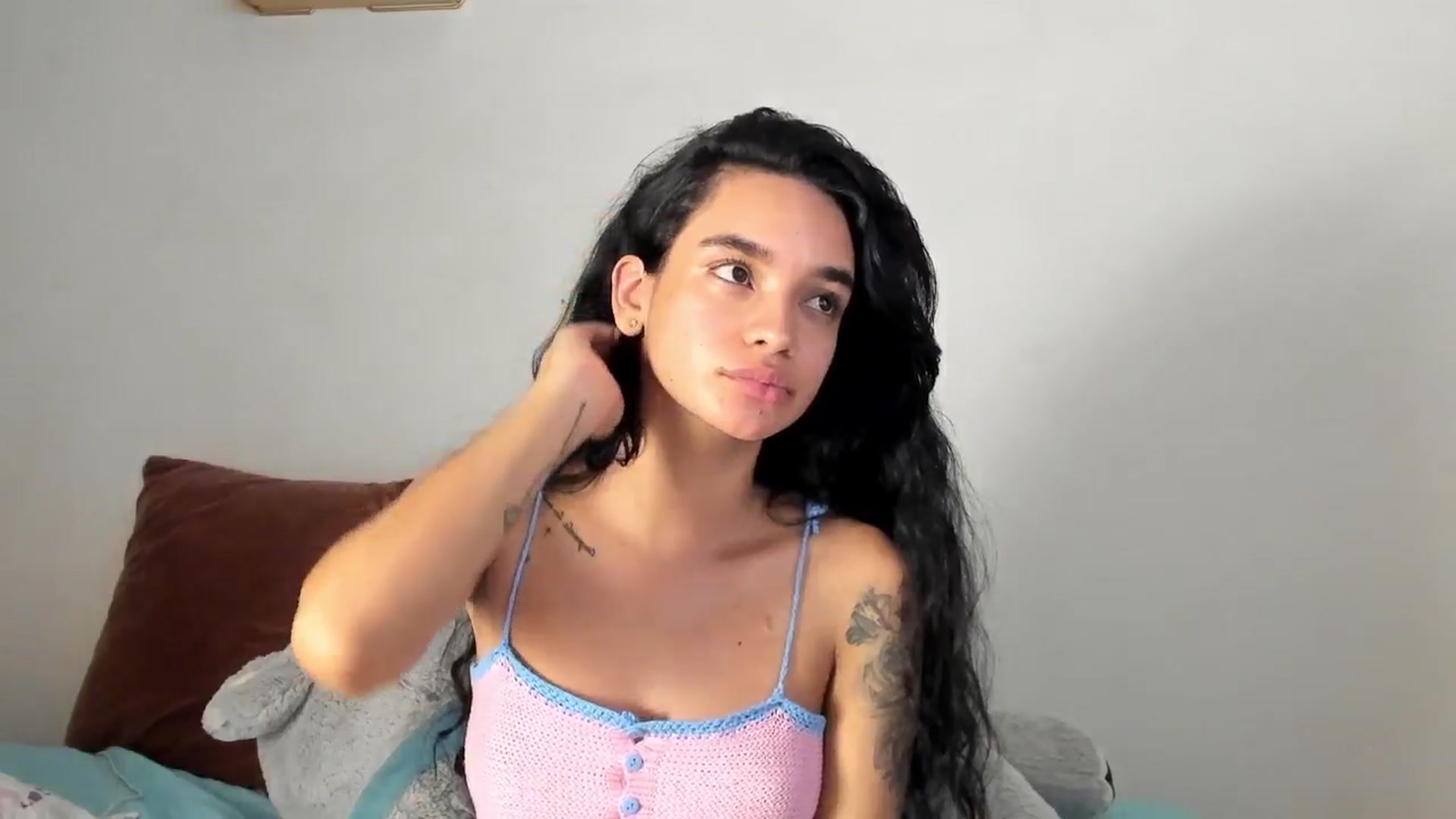 Gallery image thumbnail from Lucy_rivera__'s myfreecams stream on, 08/29/2025, 10:21 image 9 of 20