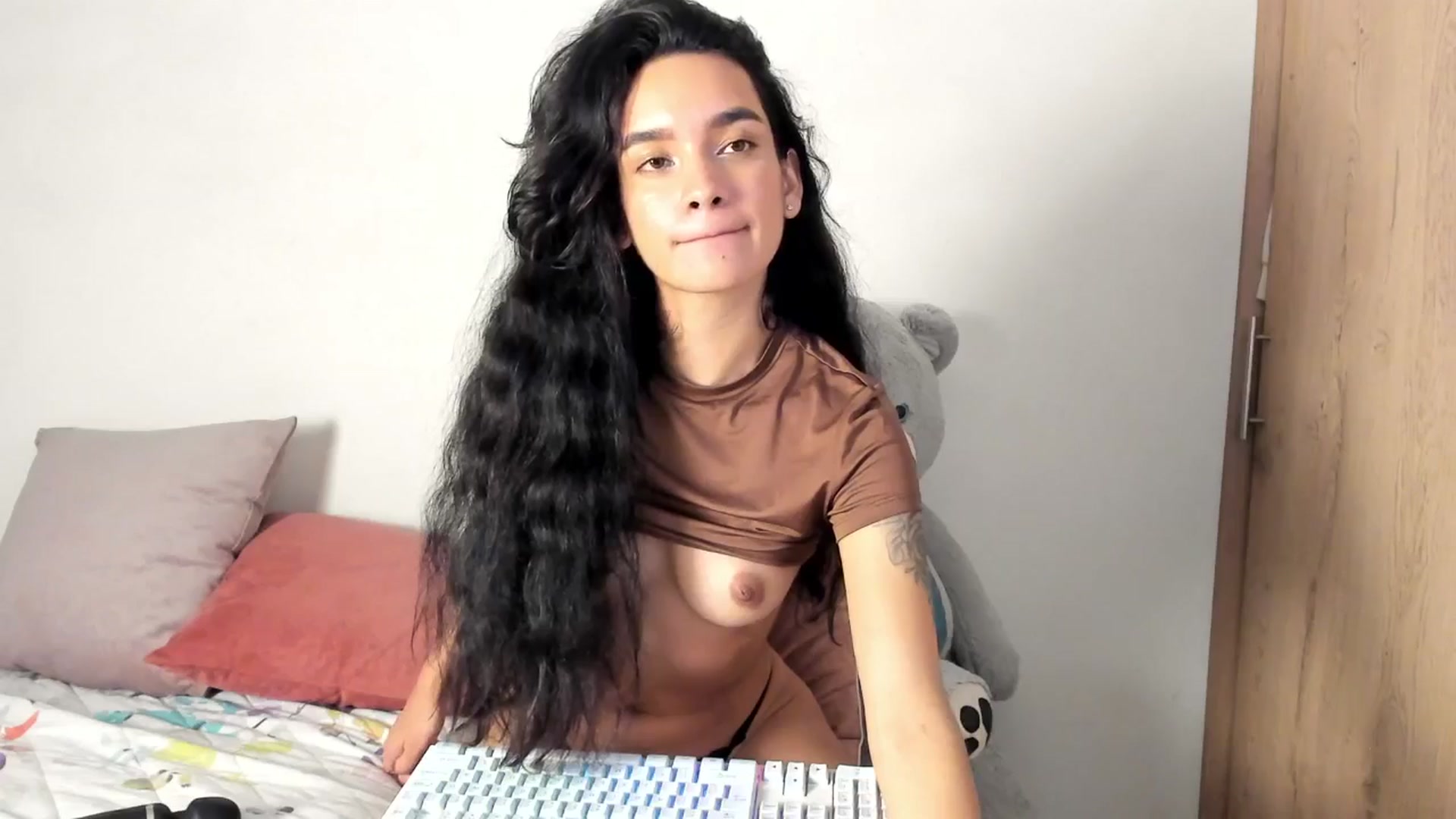 Gallery image thumbnail from Lucy_rivera__'s myfreecams stream on, 09/16/2025, 09:37 image 5 of 20