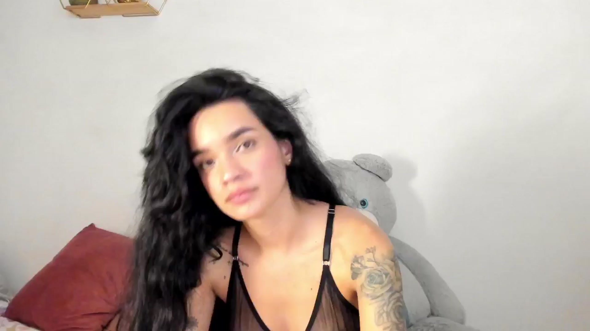 Gallery image thumbnail from Lucy_rivera__'s myfreecams stream on, 09/17/2025, 09:34 image 16 of 20