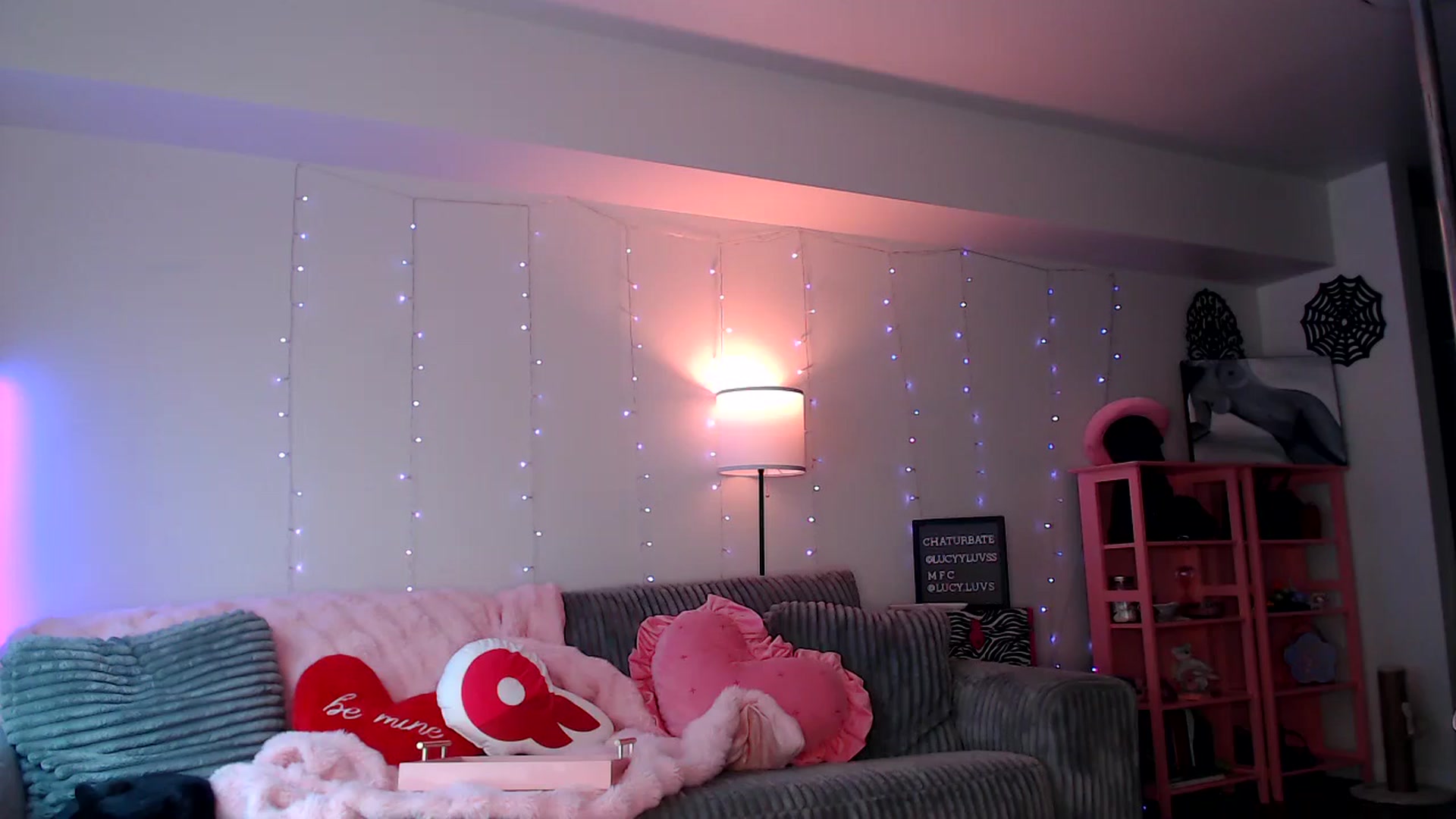Gallery image thumbnail from Lucyluvs's myfreecams stream on, 04/06/2025, 24:02 image 9 of 20