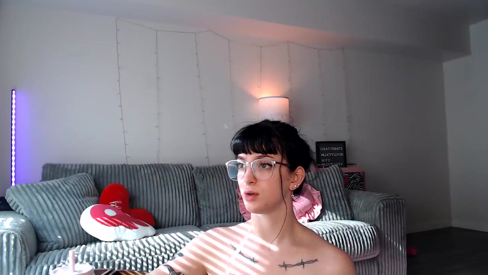 Gallery image thumbnail from Lucyluvs's myfreecams stream on, 05/29/2025, 24:41 image 5 of 20