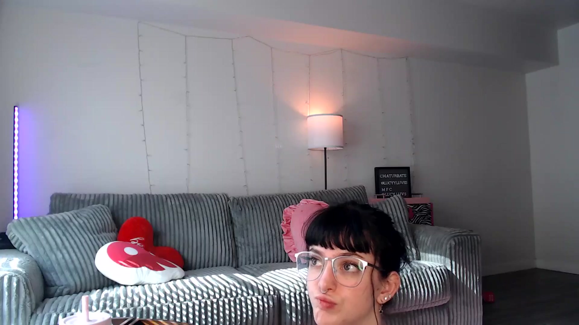 Gallery image thumbnail from Lucyluvs's myfreecams stream on, 05/29/2025, 24:41 image 13 of 20