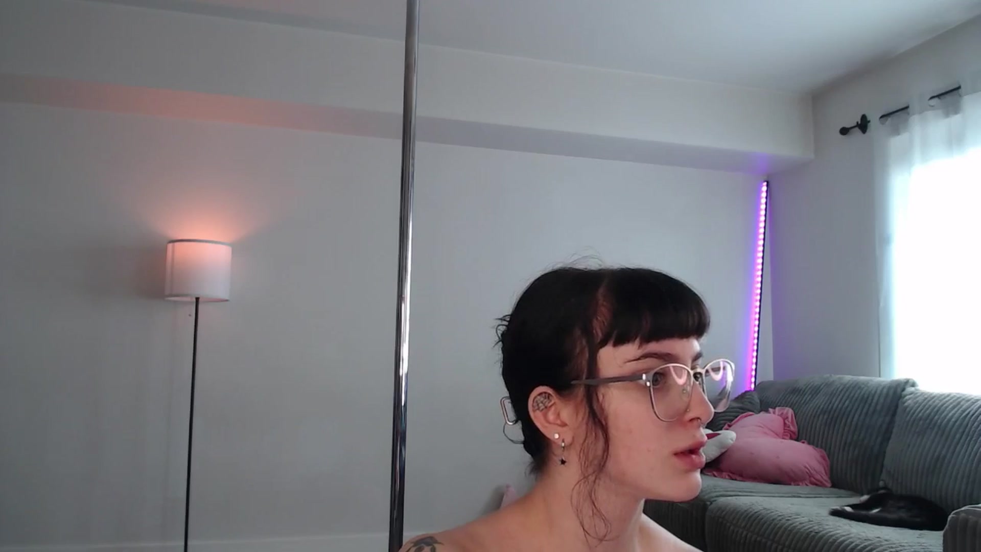 Gallery image thumbnail from Lucyluvs's myfreecams stream on, 09/22/2025, 23:43 image 17 of 20