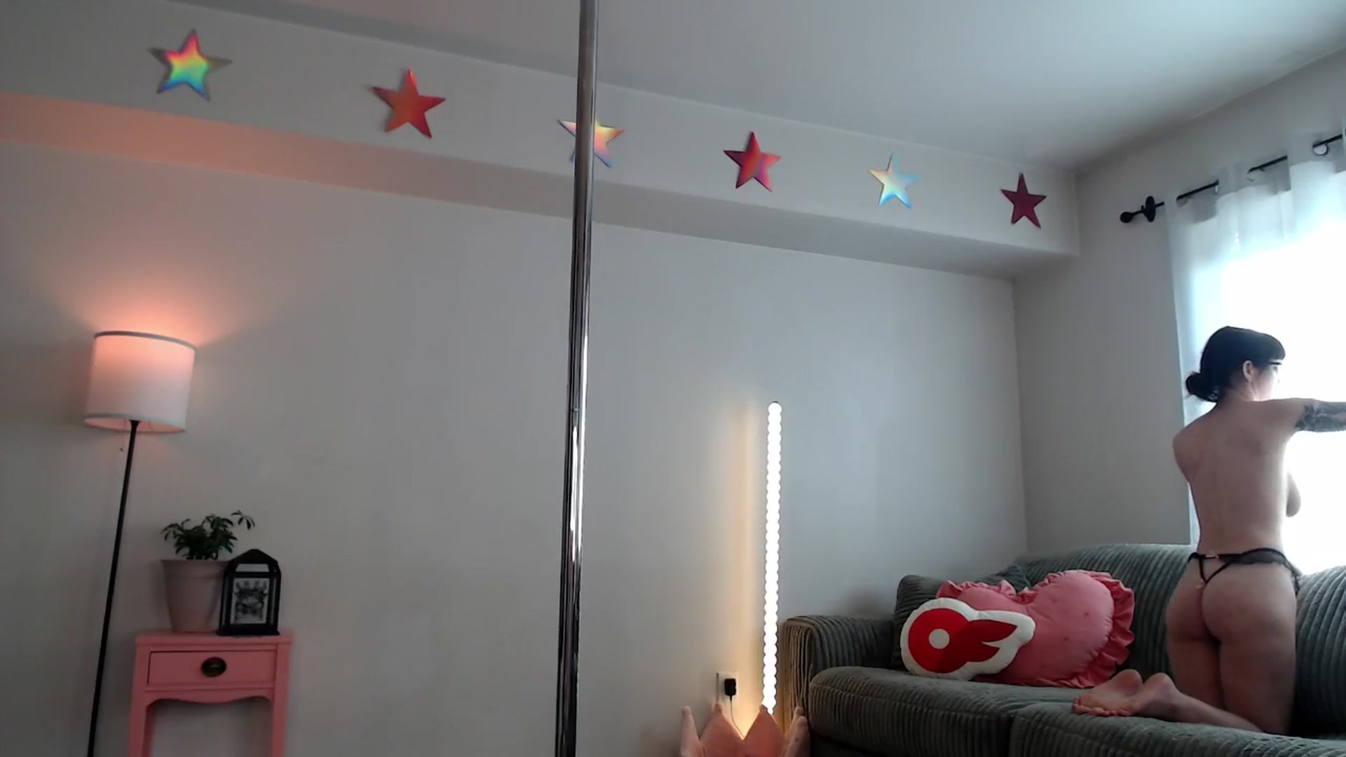 Gallery image thumbnail from Lucyluvs's myfreecams stream on, 10/14/2025, 24:01 image 9 of 20