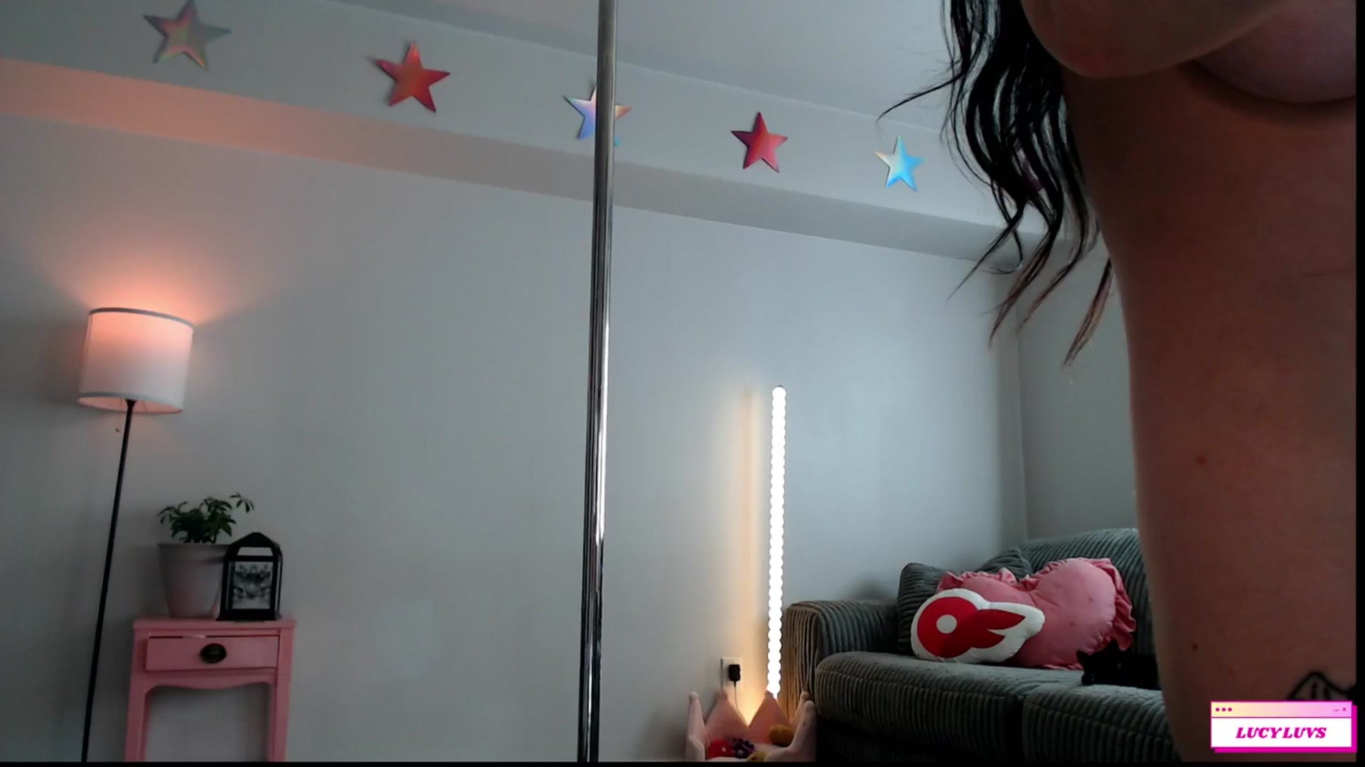Gallery image thumbnail from Lucyluvs's myfreecams stream on, 10/16/2025, 24:36 image 3 of 20