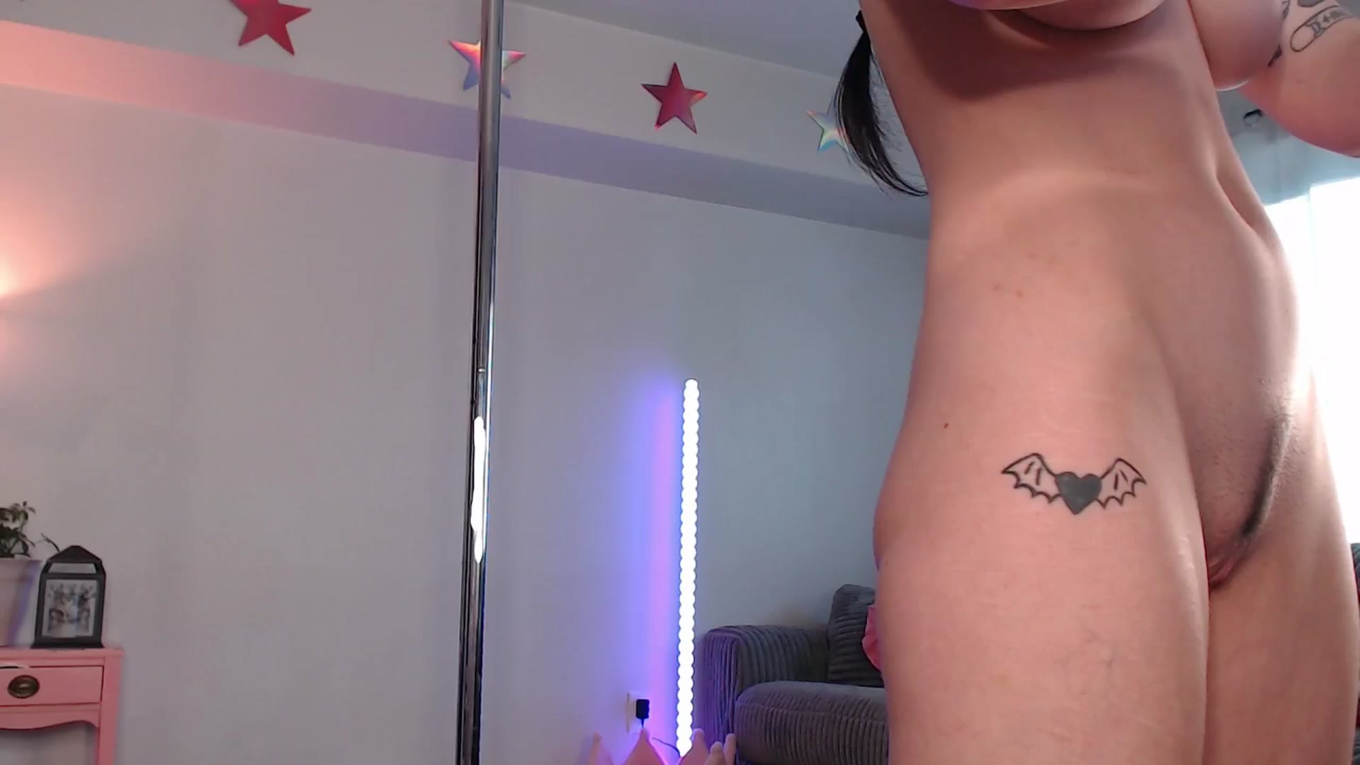 Gallery image thumbnail from Lucyluvs's myfreecams stream on, 10/23/2025, 24:54 image 13 of 20