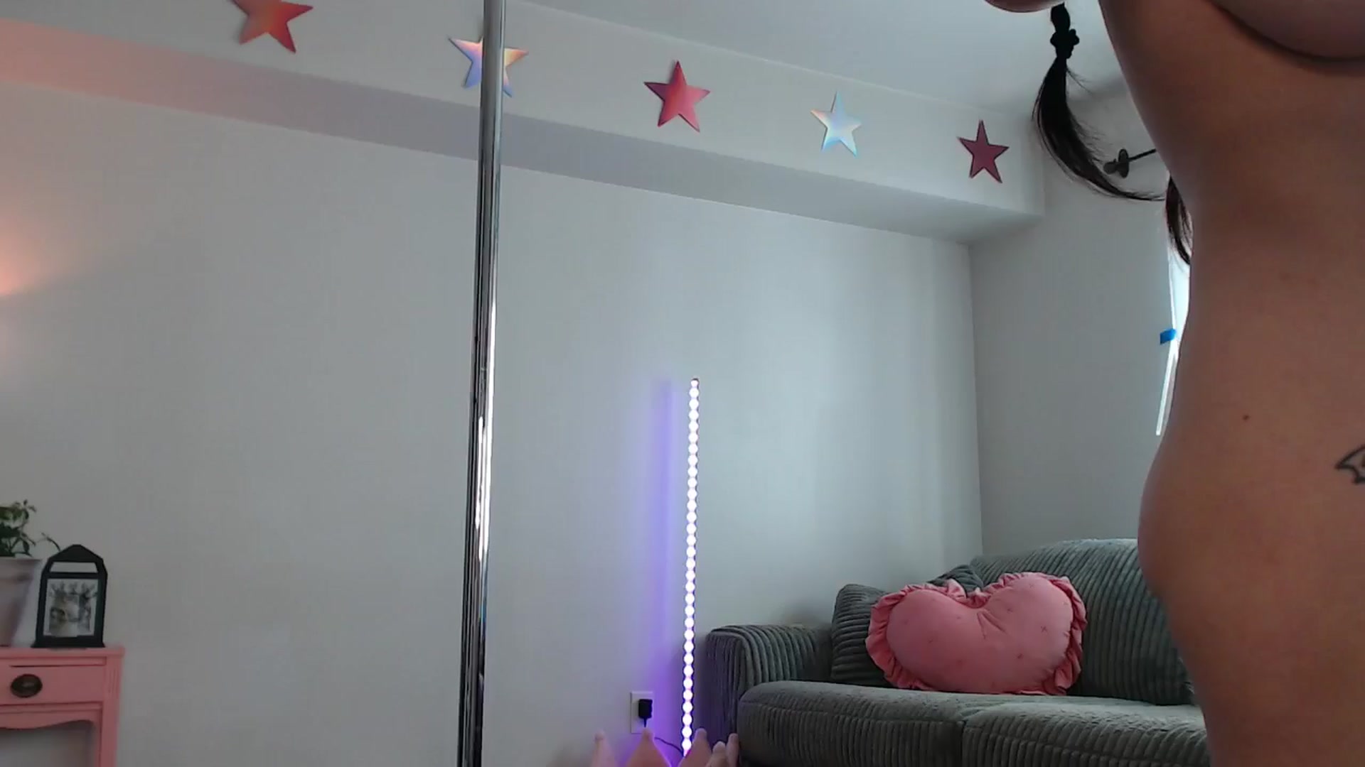 Gallery image thumbnail from Lucyluvs's myfreecams stream on, 10/23/2025, 24:54 image 1 of 20