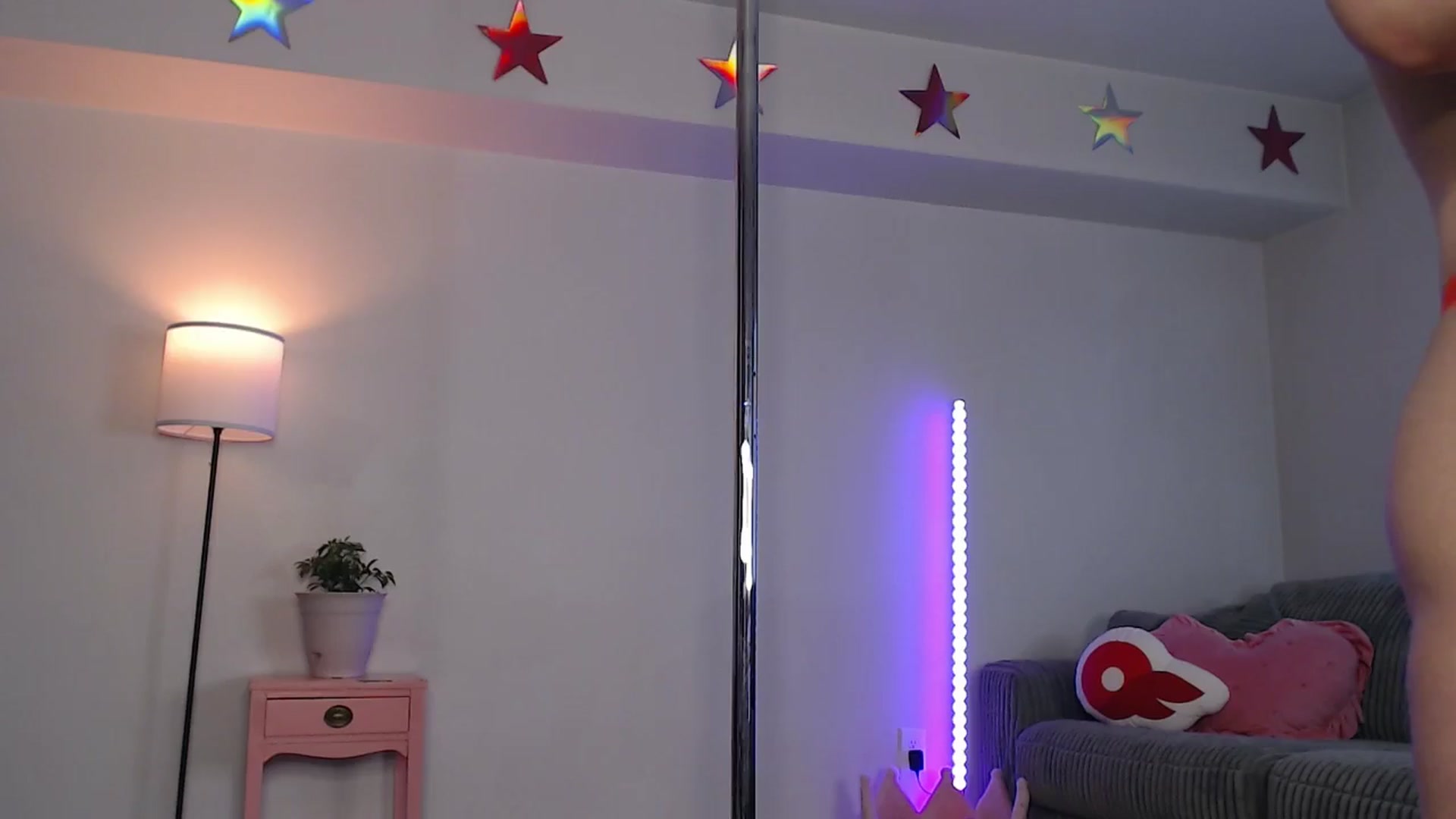 Gallery image thumbnail from Lucyluvs's myfreecams stream on, 11/03/2025, 24:26 image 16 of 20