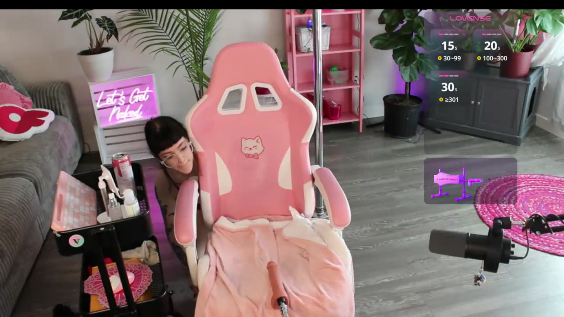 Gallery image thumbnail from Lucyluvs's myfreecams stream on, 04/23/2026, 23:46 image 3 of 20