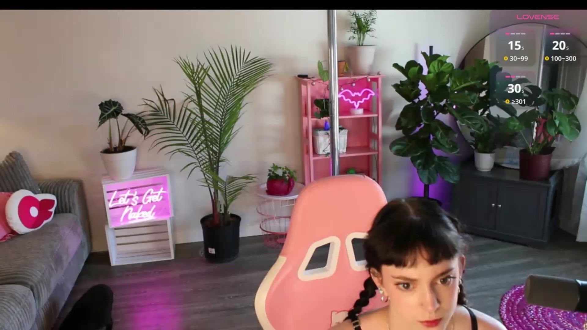 Gallery image thumbnail from Lucyluvs's myfreecams stream on, 04/26/2026, 21:38 image 6 of 20