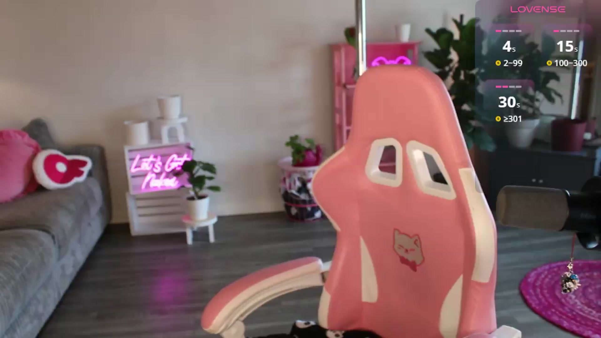 Gallery image thumbnail from Lucyluvs's myfreecams stream on, 05/18/2026, 19:25 image 18 of 20