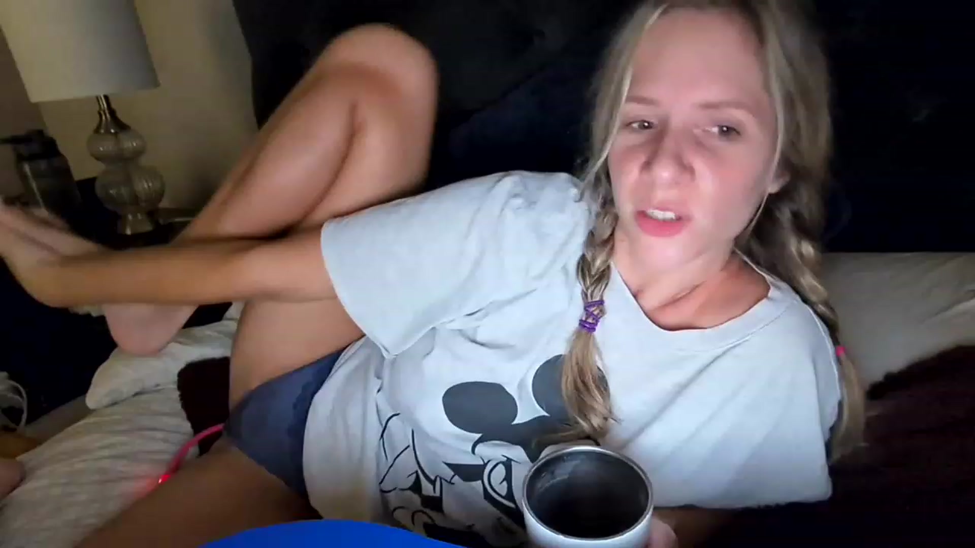 Gallery image thumbnail from Lucylux1's myfreecams stream on, 11/21/2022, 02:47 image 12 of 20