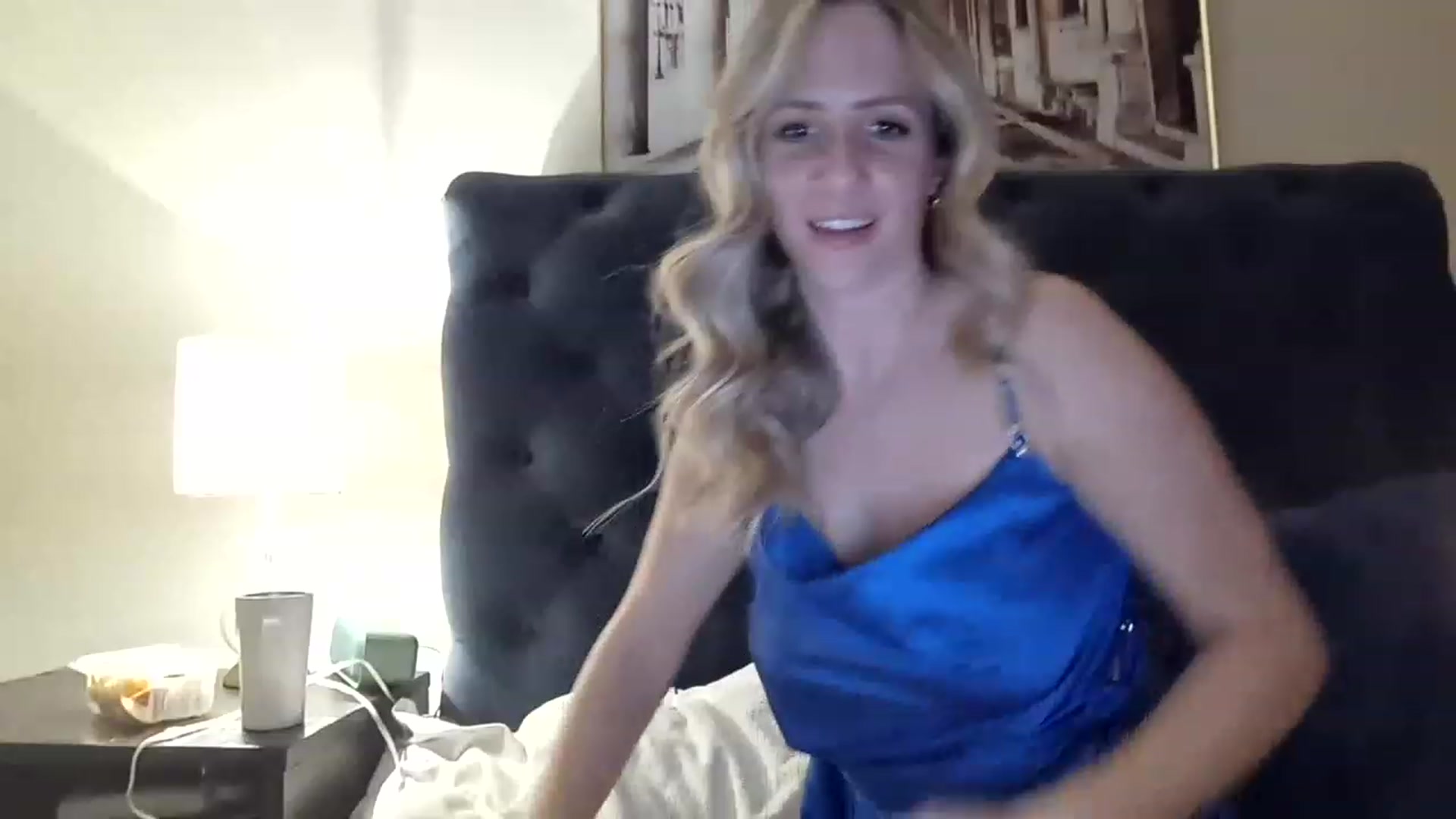 Gallery image thumbnail from Lucylux1's myfreecams stream on, 11/27/2022, 03:57 image 7 of 20