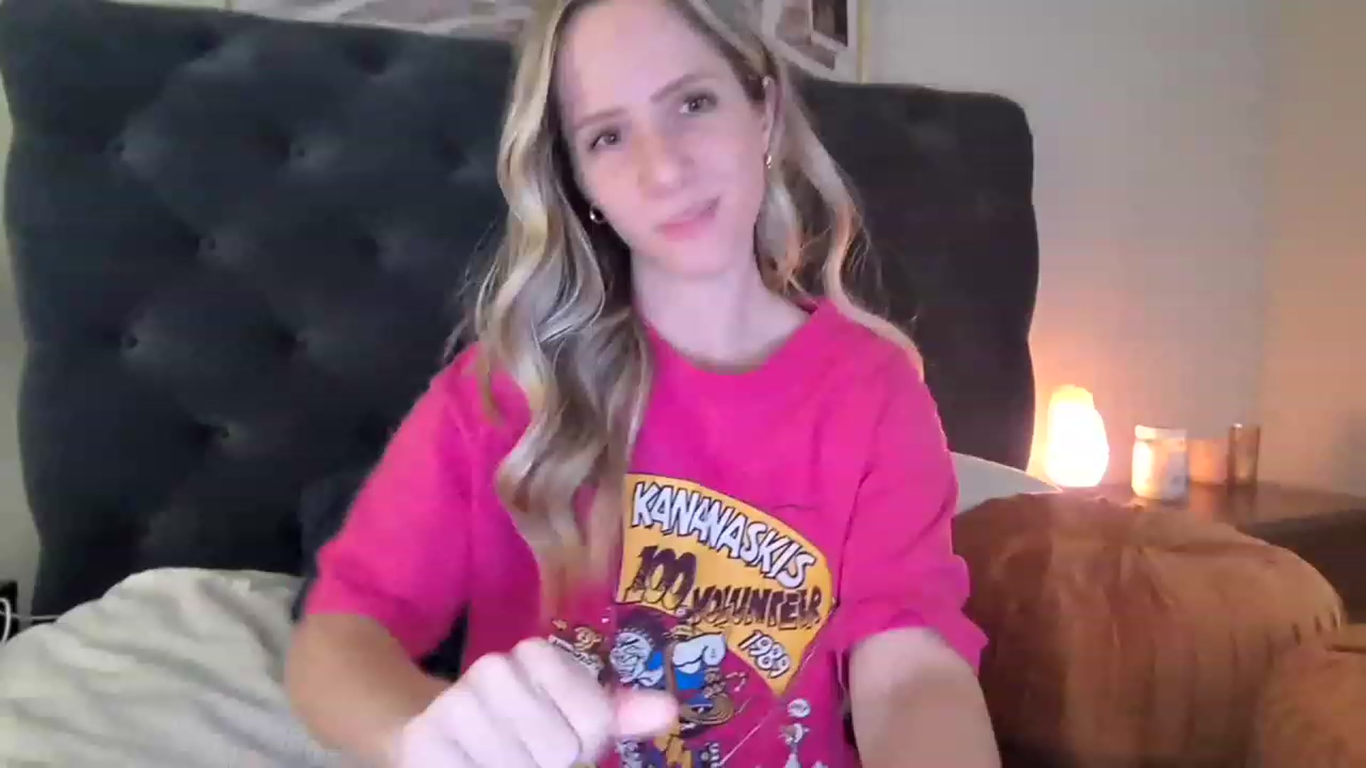 Gallery image thumbnail from Lucylux1's myfreecams stream on, 11/28/2022, 03:43 image 4 of 20