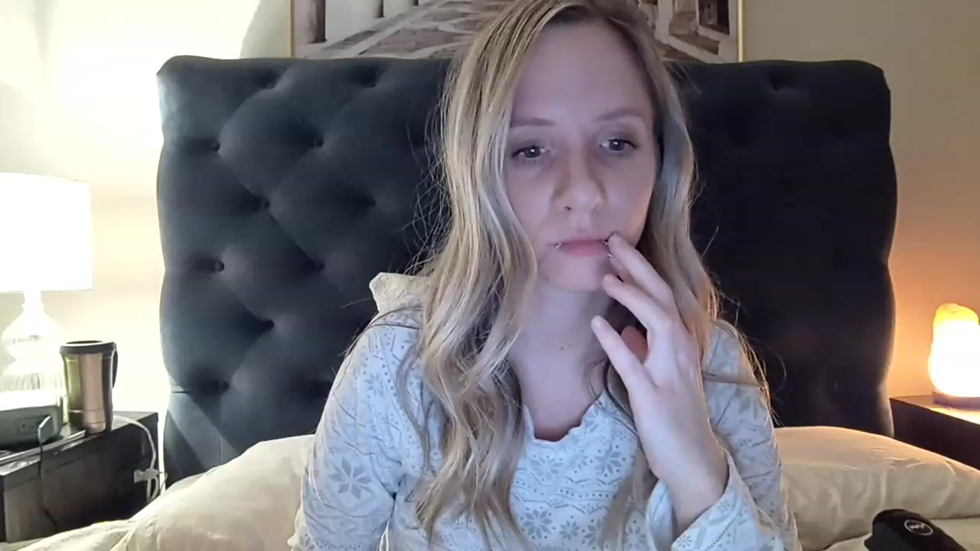 Gallery image thumbnail from Lucylux1's myfreecams stream on, 12/05/2022, 03:57 image 17 of 20