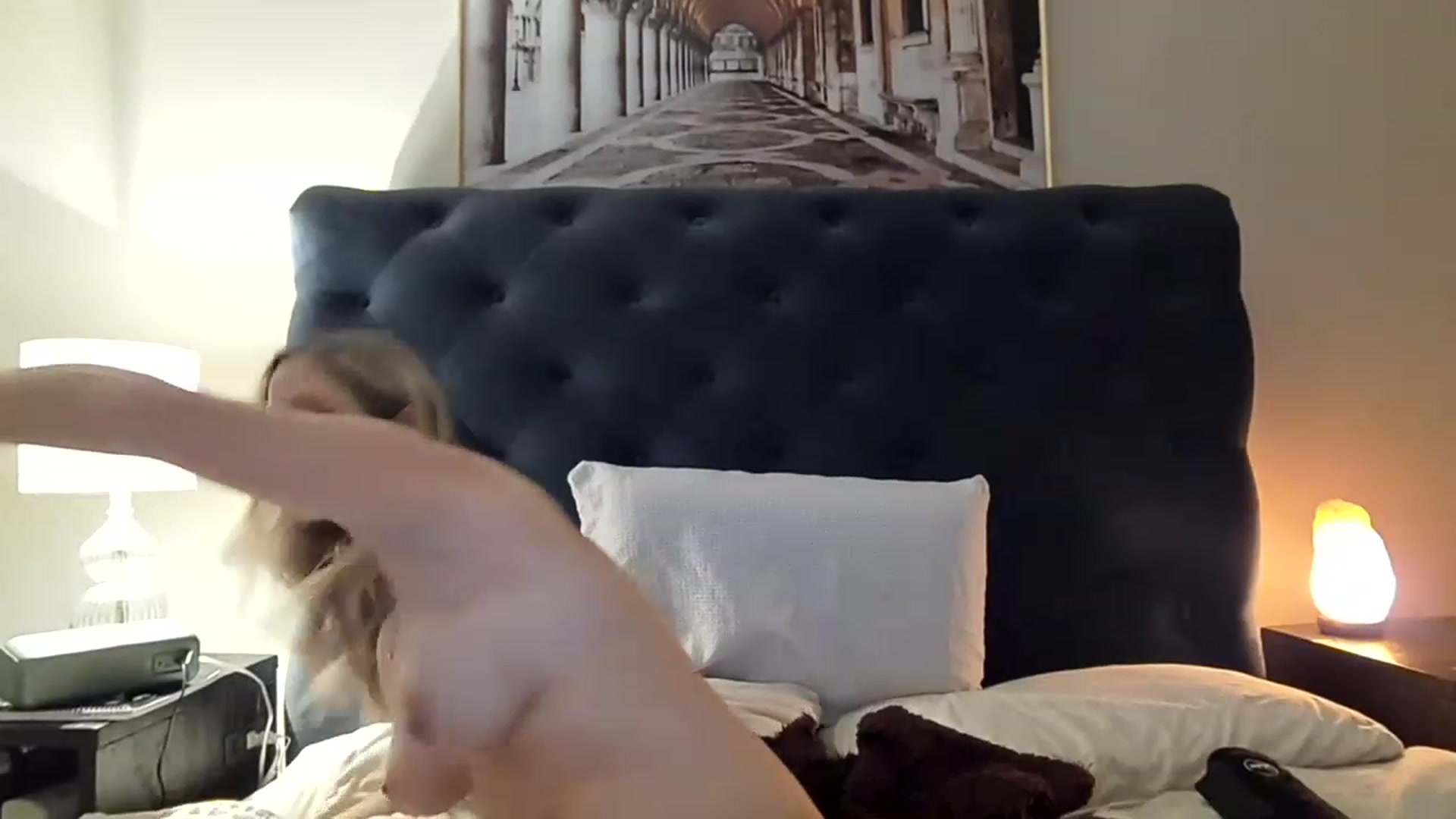 Gallery image thumbnail from Lucylux1's myfreecams stream on, 12/05/2022, 03:57 image 6 of 20