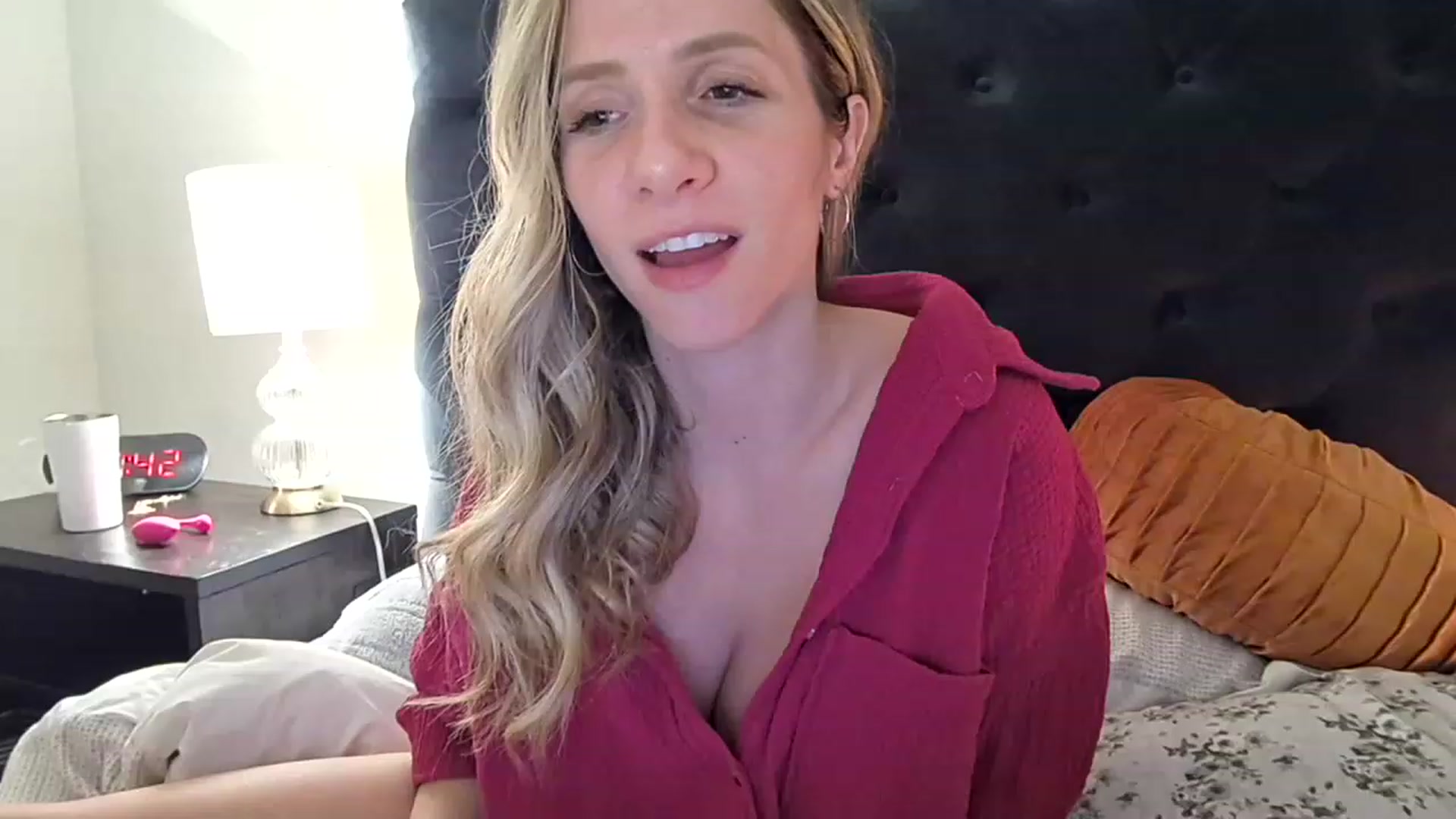 Gallery image thumbnail from Lucylux1's myfreecams stream on, 01/03/2023, 03:29 image 1 of 20