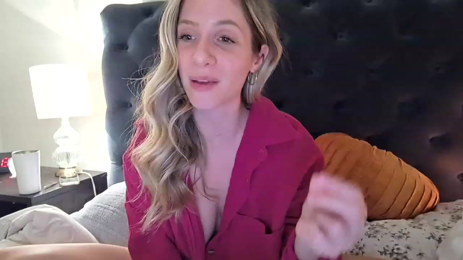 Gallery image thumbnail from Lucylux1's myfreecams stream on, 01/03/2023, 03:29 image 15 of 20
