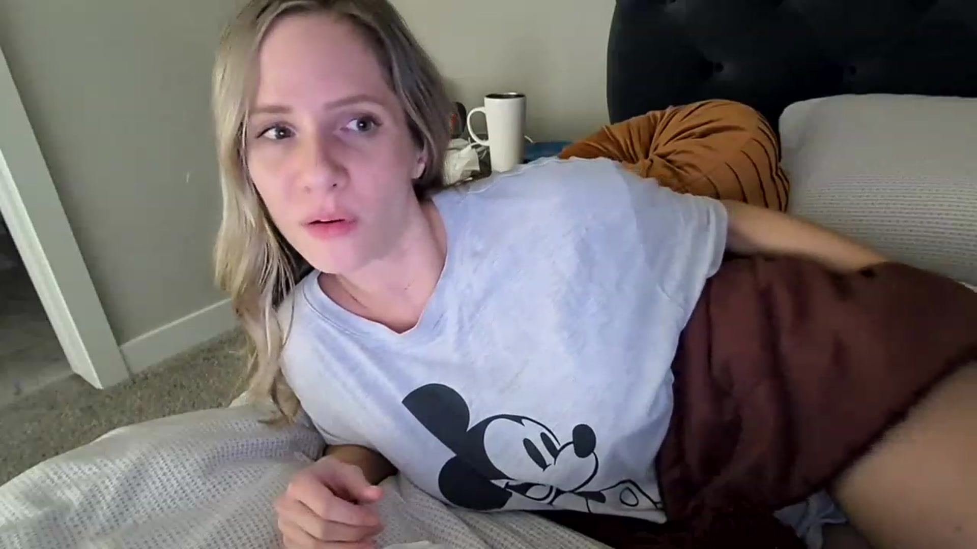 Gallery image thumbnail from Lucylux1's myfreecams stream on, 01/09/2023, 03:20 image 12 of 20