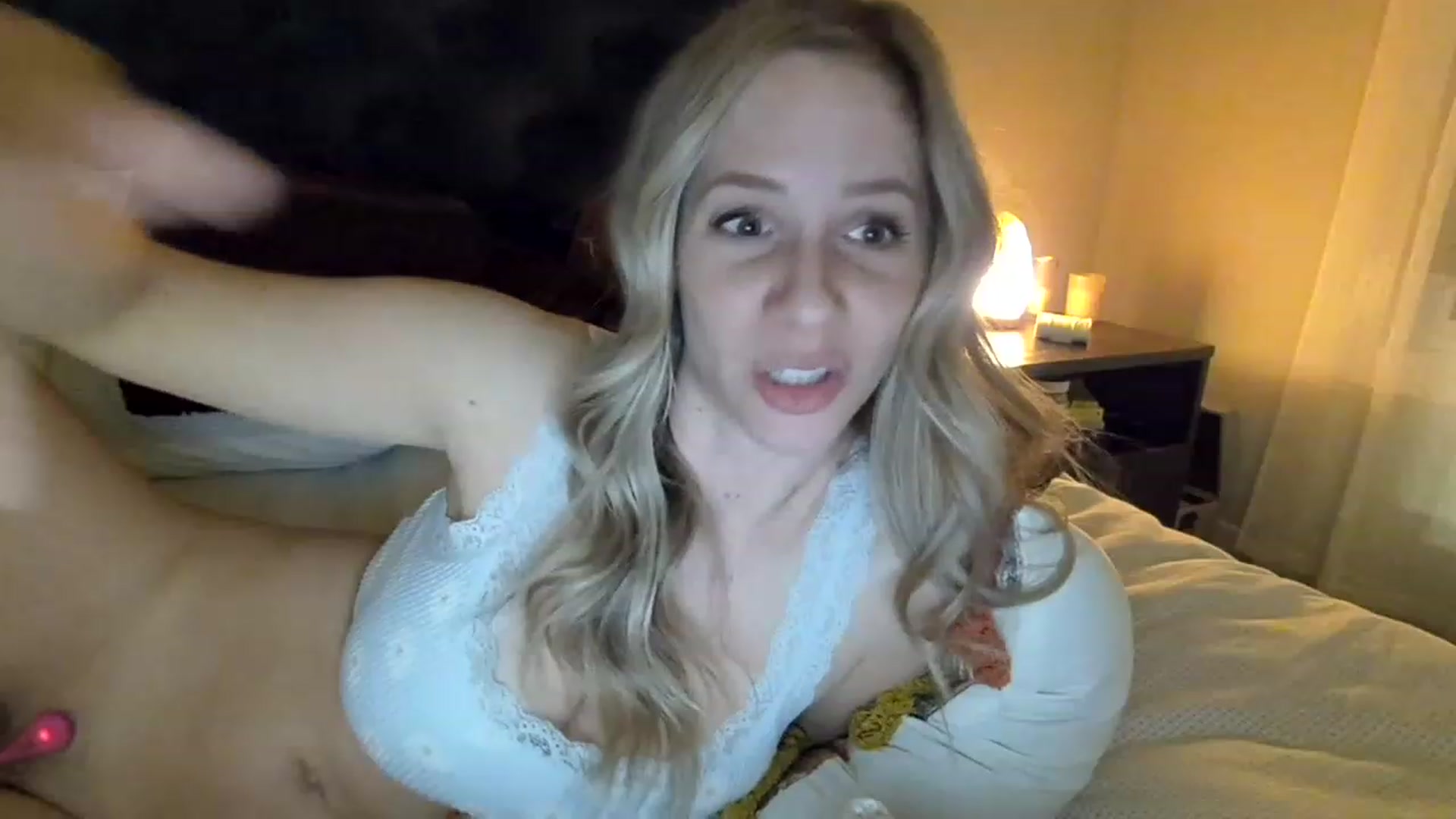 Gallery image thumbnail from Lucylux1's myfreecams stream on, 01/16/2023, 04:31 image 12 of 20