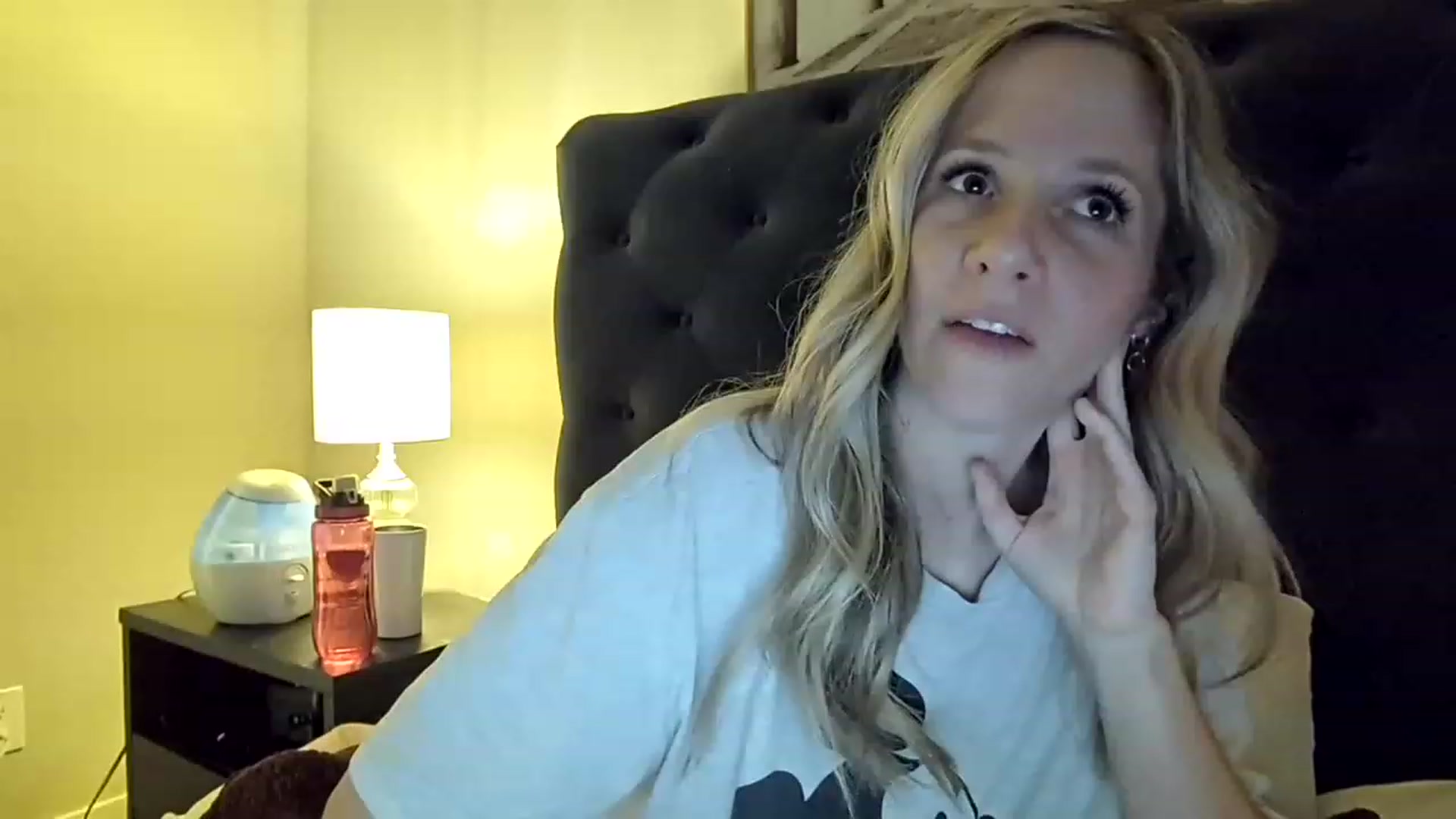 Gallery image thumbnail from Lucylux1's myfreecams stream on, 02/20/2023, 02:45 image 3 of 20
