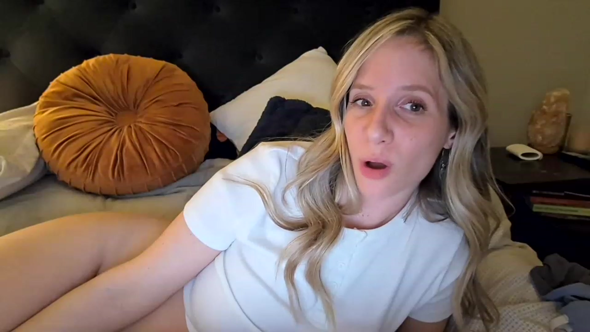 Gallery image thumbnail from Lucylux1's myfreecams stream on, 02/27/2023, 04:15 image 20 of 20