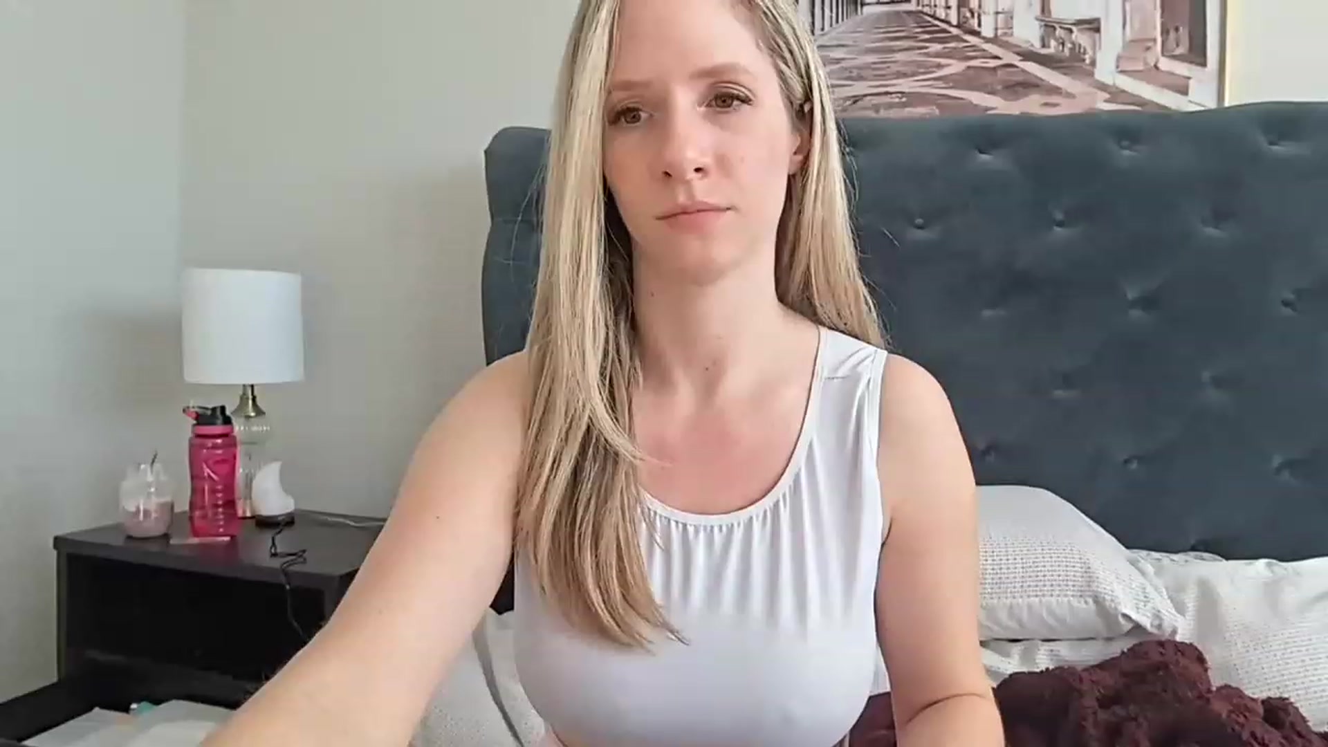 Gallery image thumbnail from Lucylux1's myfreecams stream on, 03/02/2023, 17:38 image 13 of 20